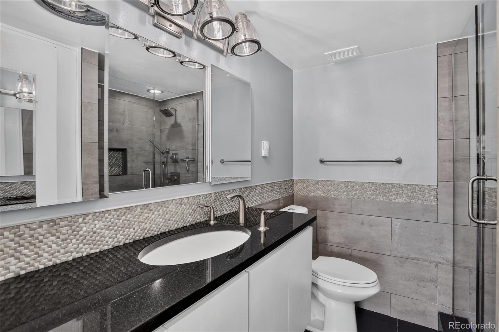 MLS Image #20 for 888 n logan street,denver, Colorado