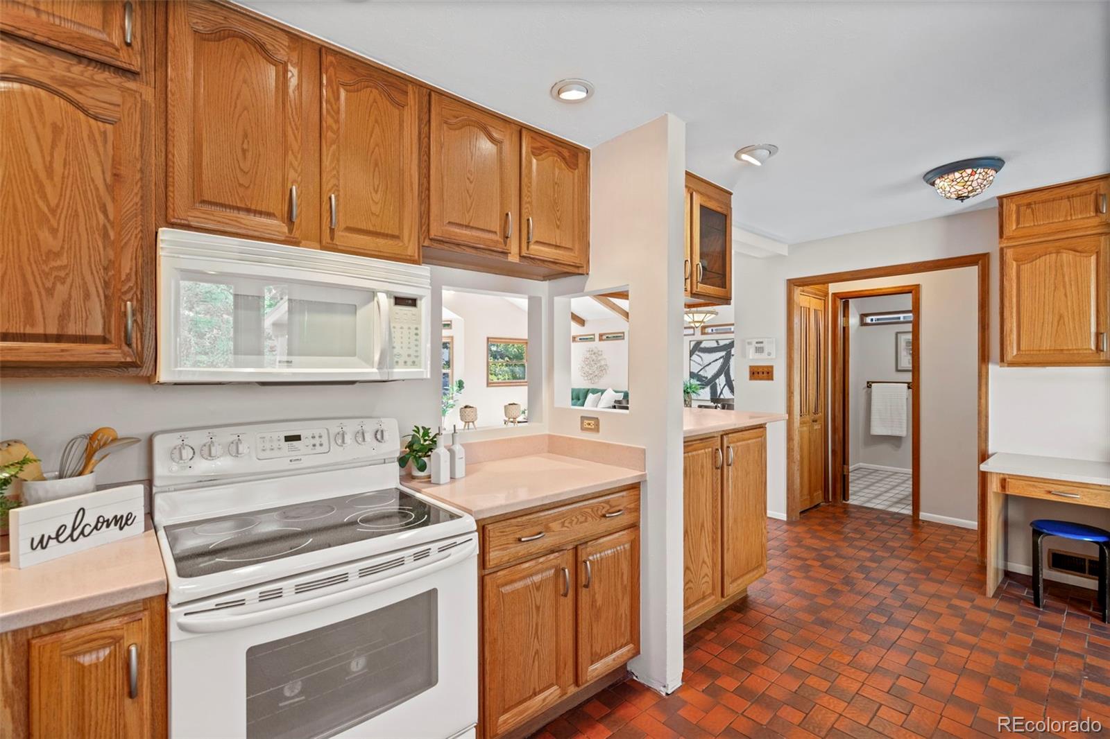 MLS Image #14 for 1245 s grape street,denver, Colorado