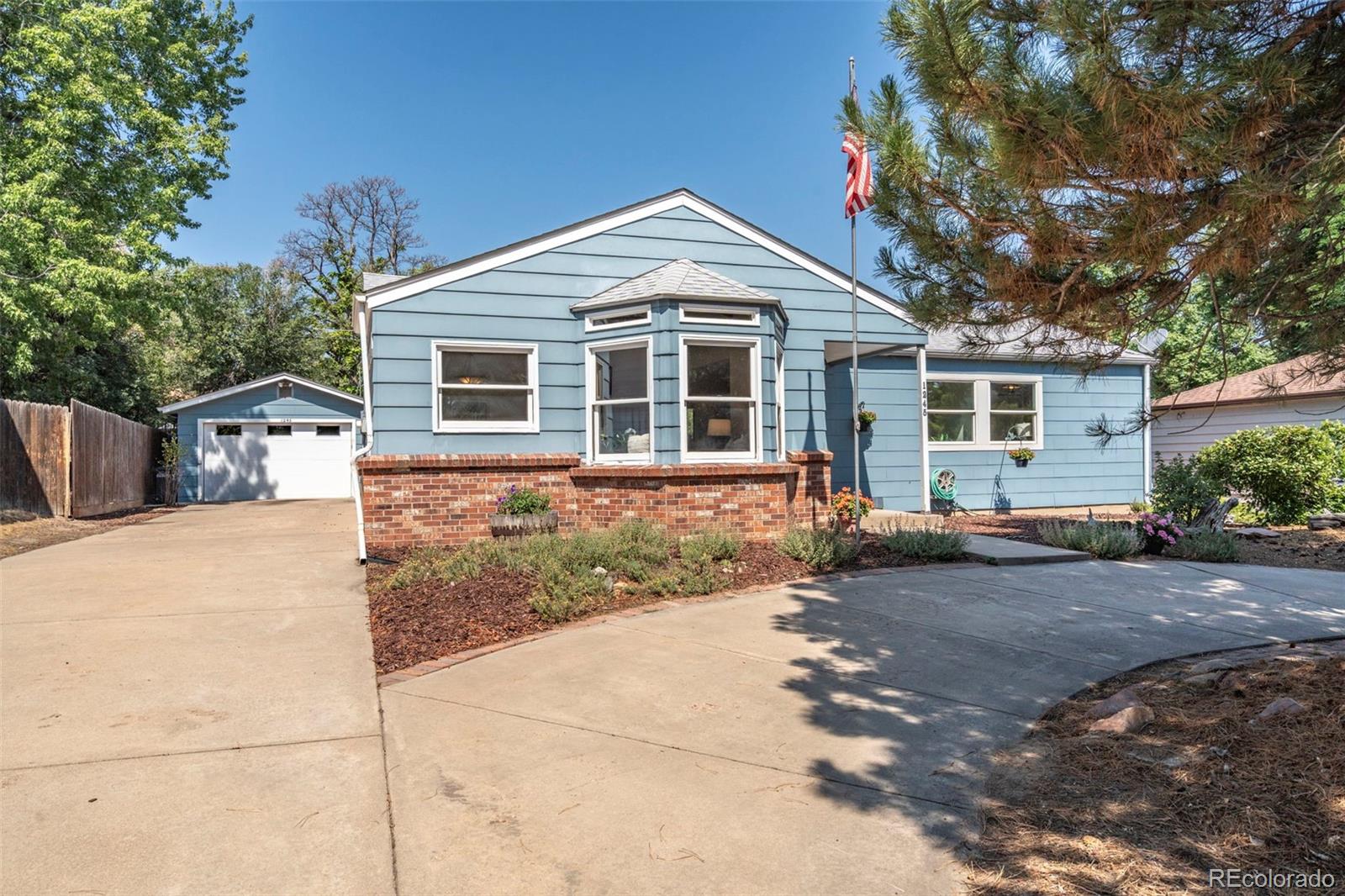 MLS Image #3 for 1245 s grape street,denver, Colorado