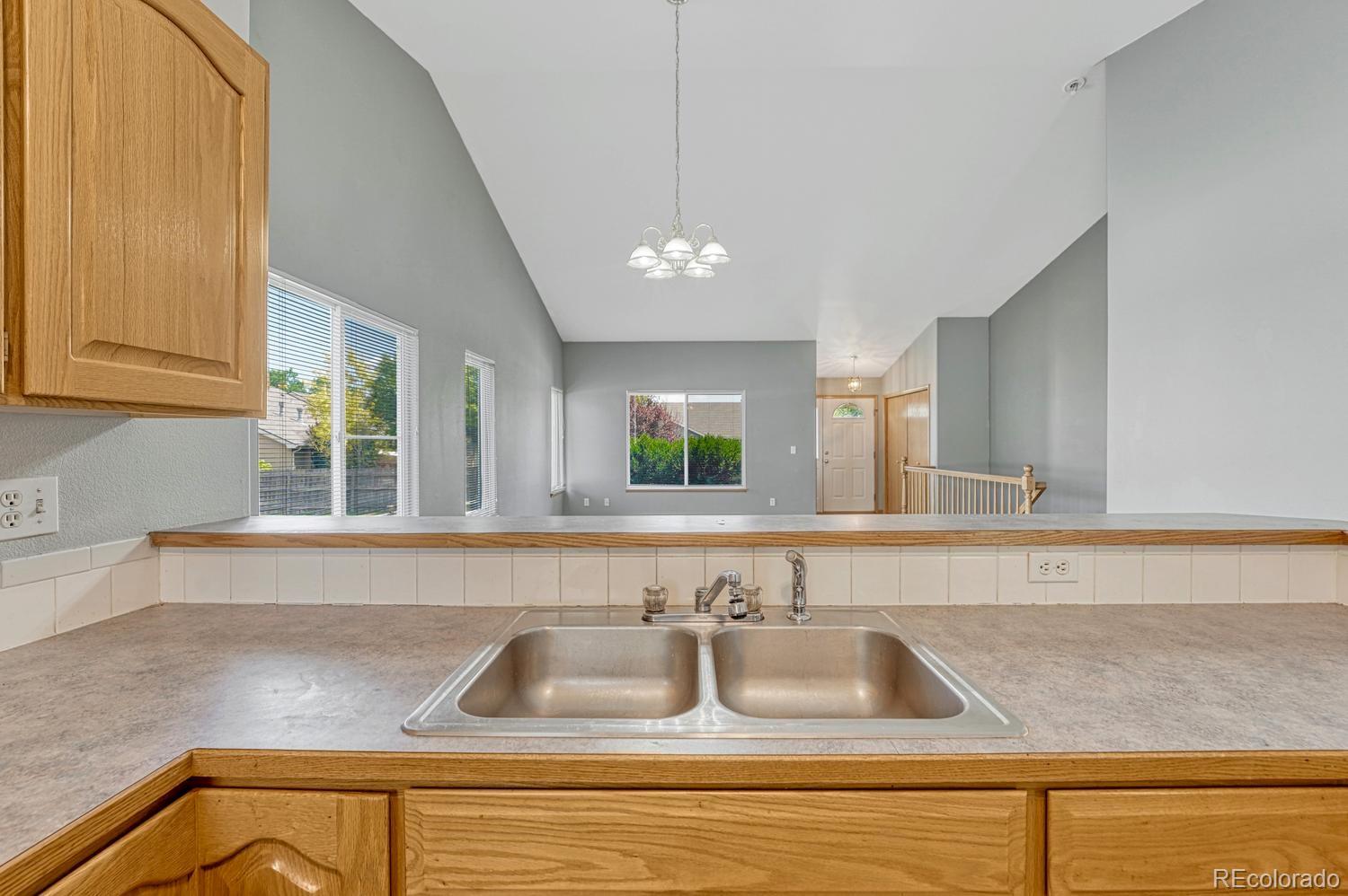 MLS Image #12 for 1112  country acres court,johnstown, Colorado