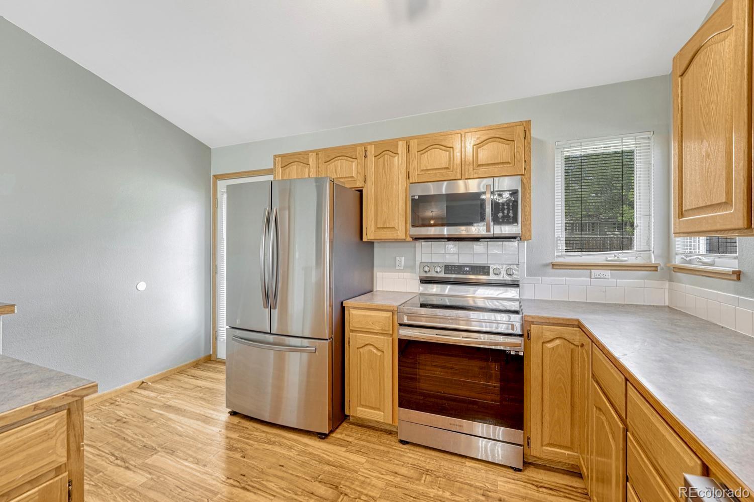 MLS Image #15 for 1112  country acres court,johnstown, Colorado