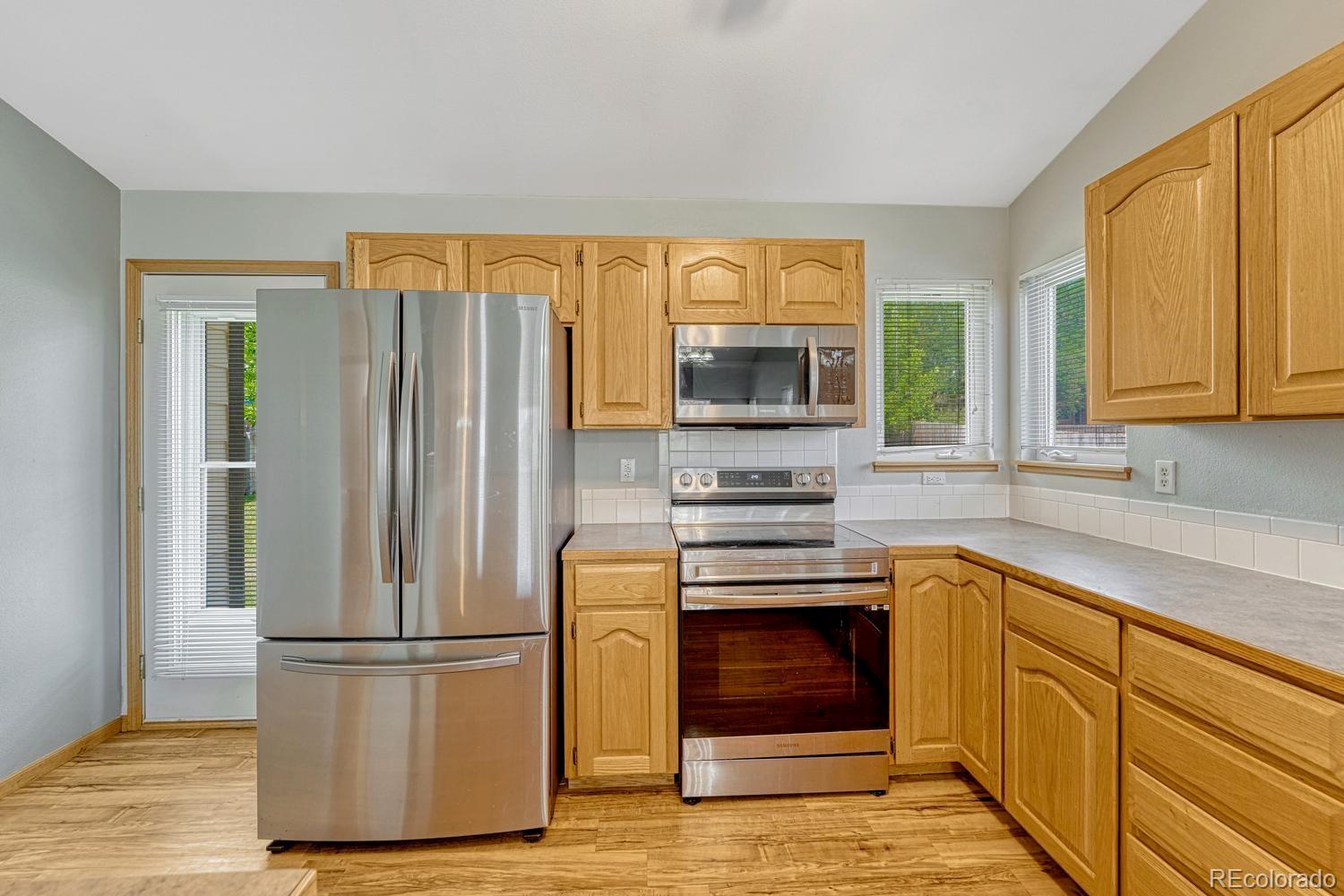MLS Image #17 for 1112  country acres court,johnstown, Colorado