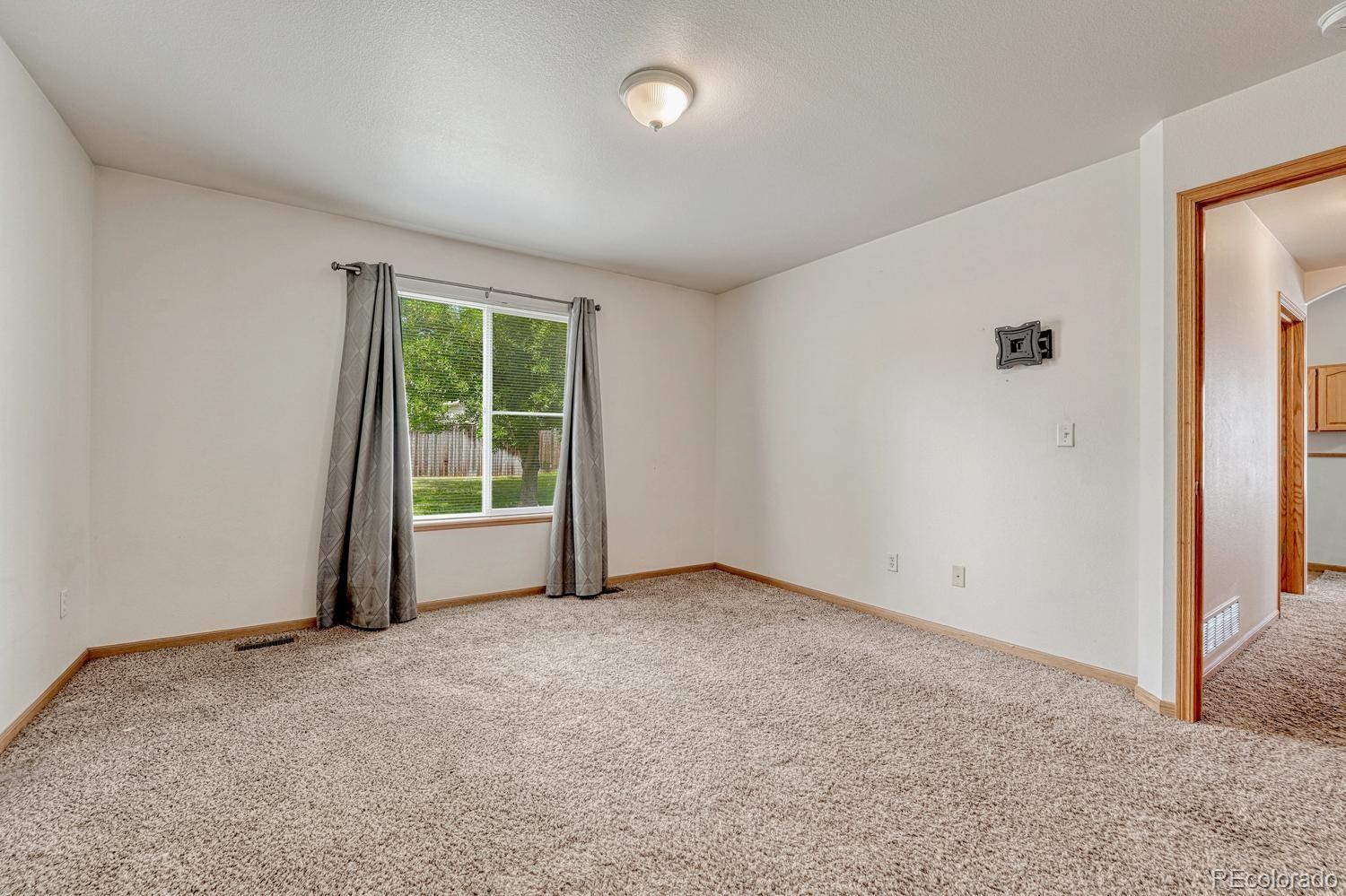 MLS Image #26 for 1112  country acres court,johnstown, Colorado
