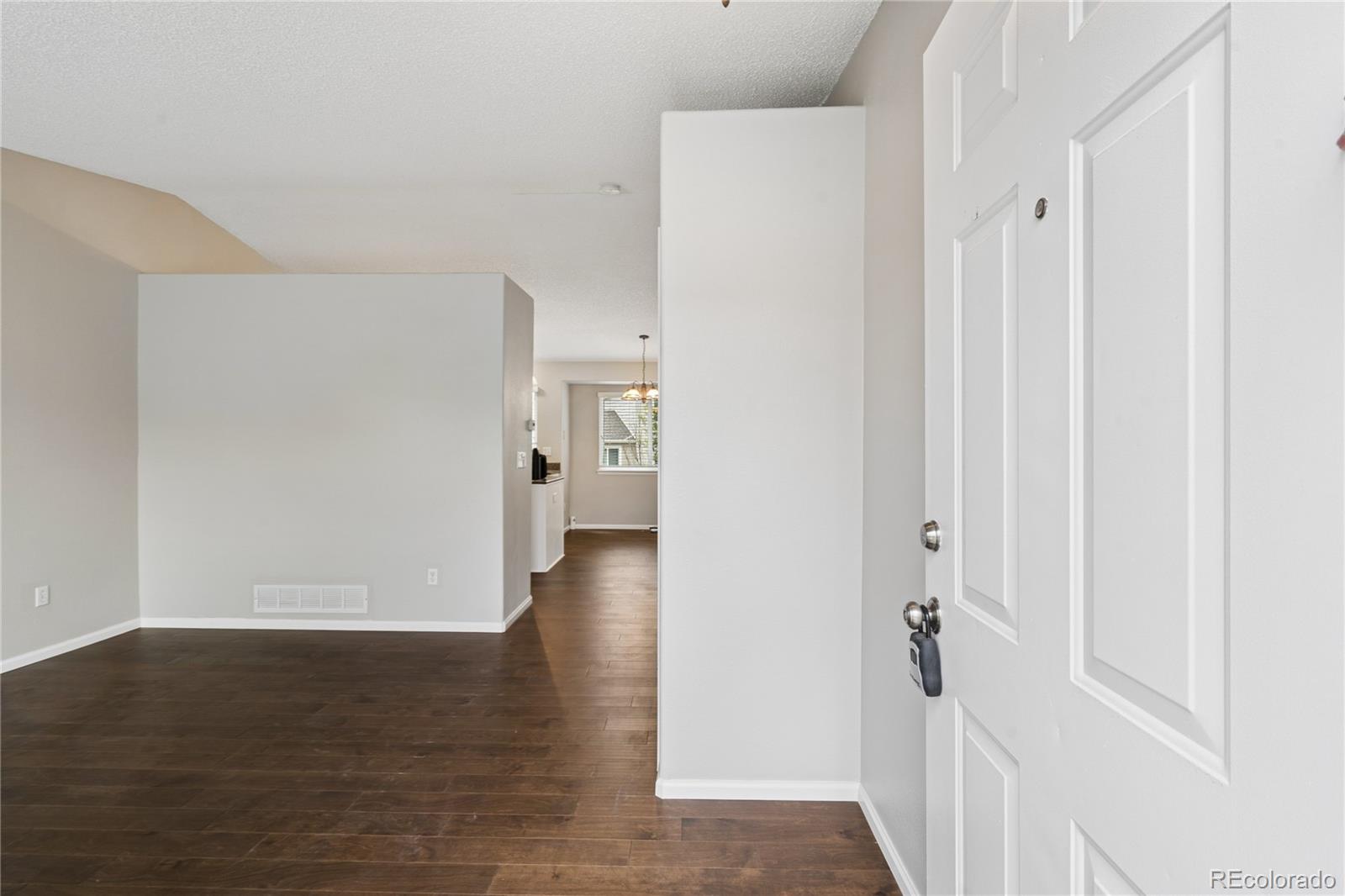 MLS Image #2 for 10606  hyacinth court,highlands ranch, Colorado