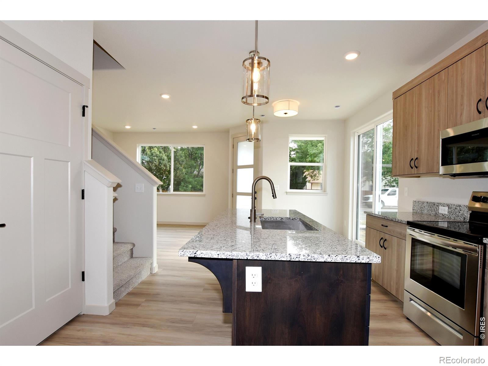 MLS Image #15 for 533 s 10th street,berthoud, Colorado