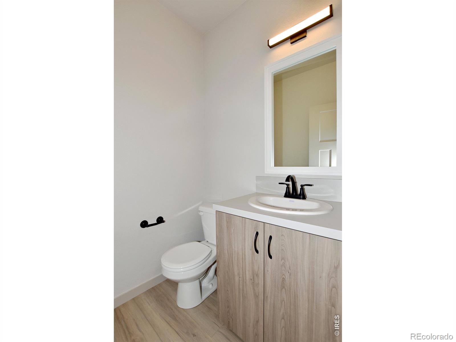 MLS Image #17 for 533 s 10th street,berthoud, Colorado