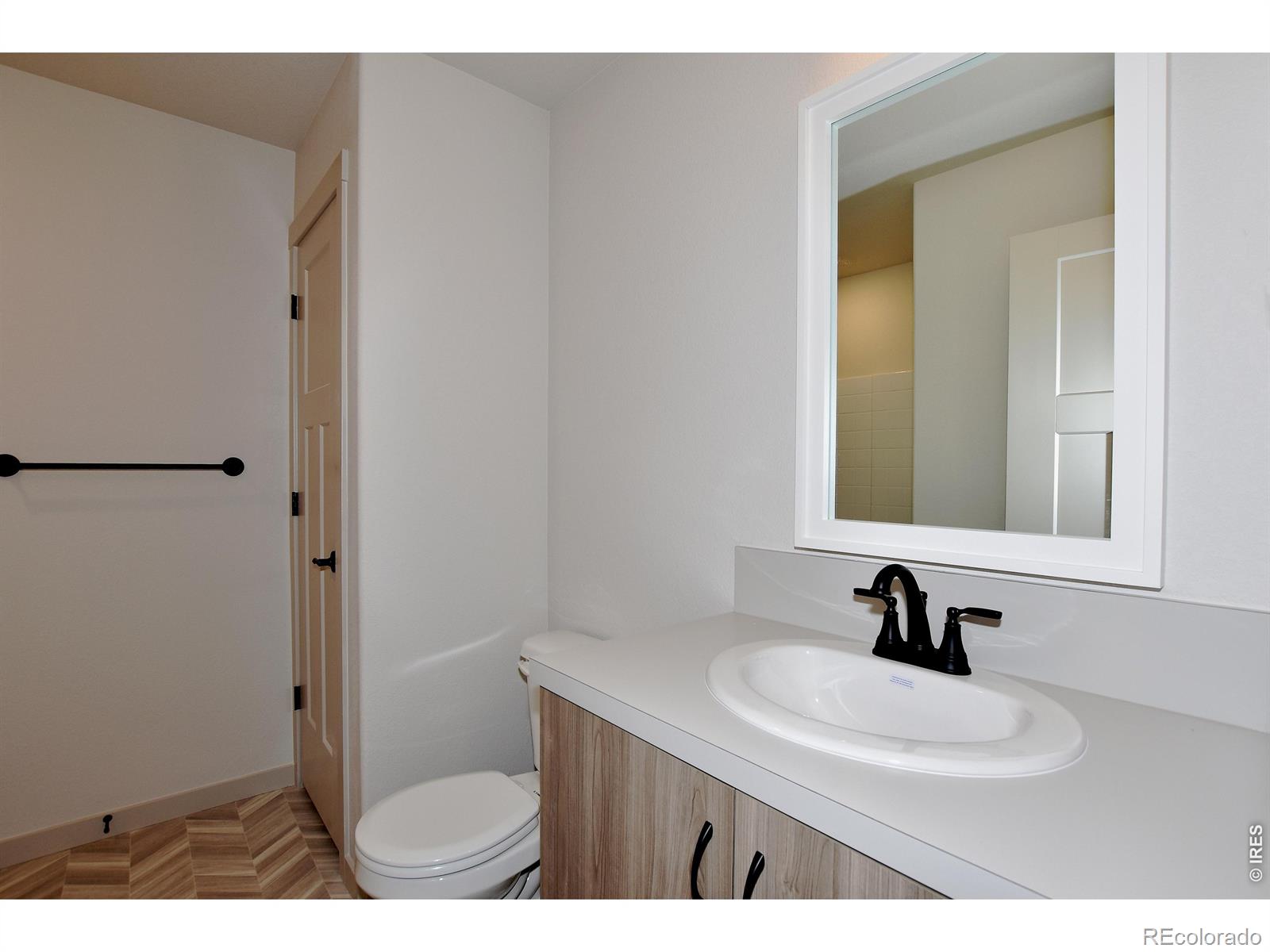 MLS Image #34 for 533 s 10th street,berthoud, Colorado