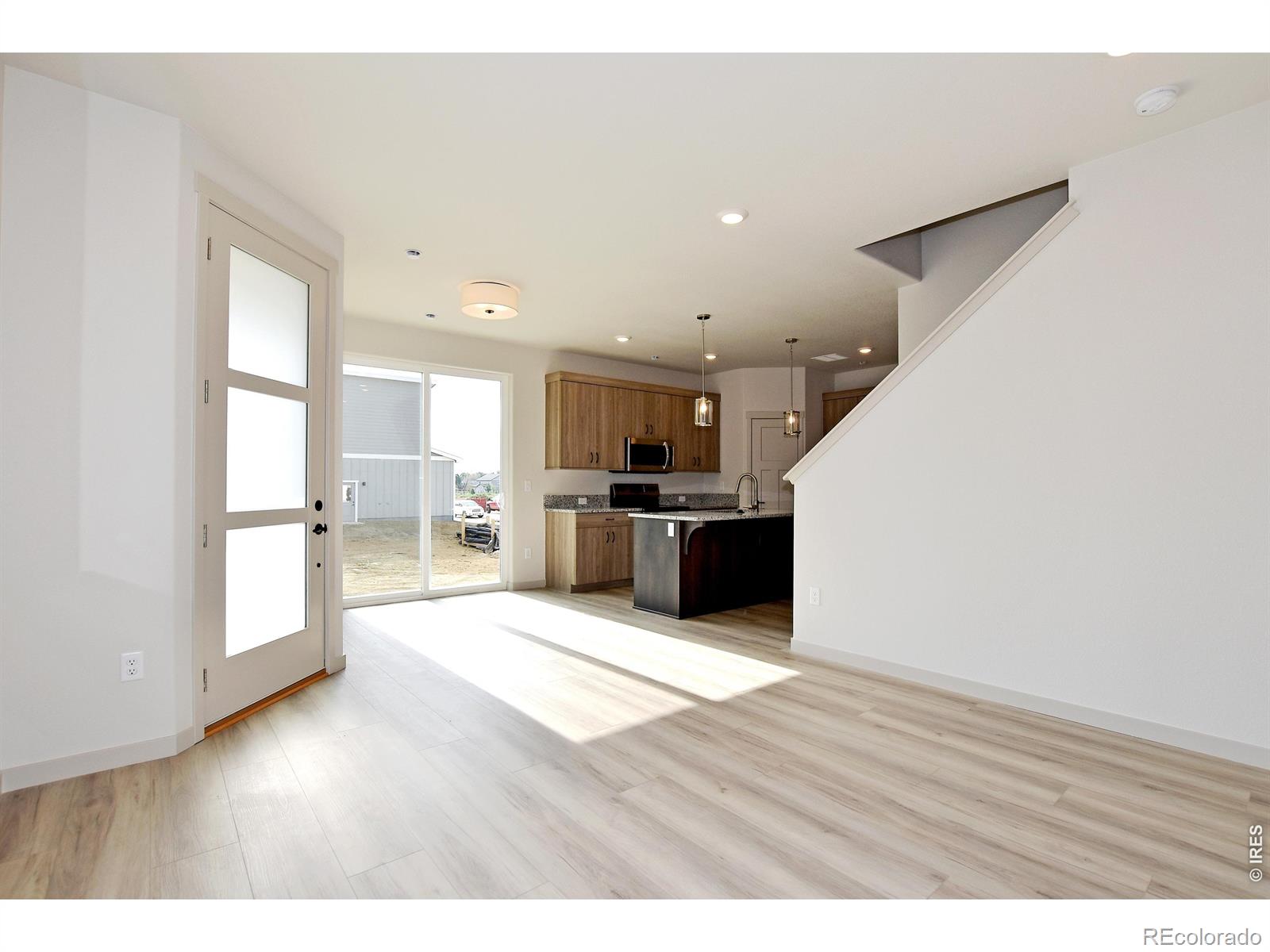 MLS Image #7 for 533 s 10th street,berthoud, Colorado
