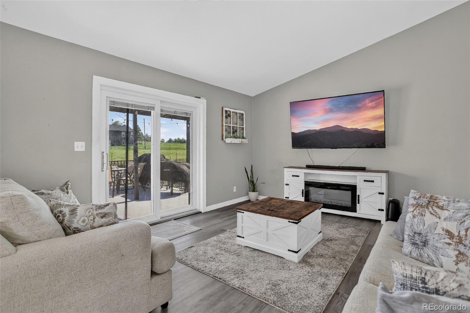 MLS Image #13 for 6528  bow meadows drive,elizabeth, Colorado