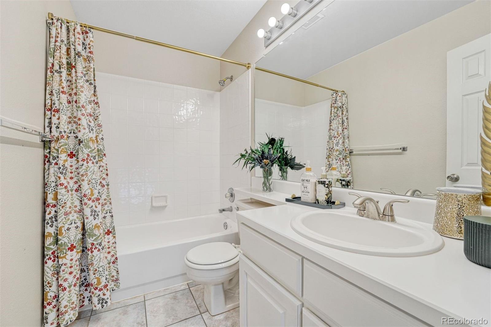 MLS Image #31 for 2522 w 108th place,denver, Colorado