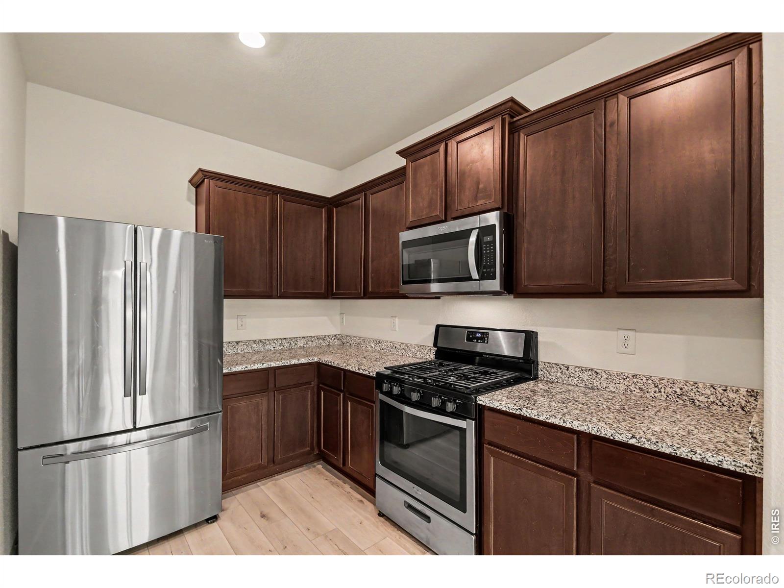 MLS Image #6 for 407  keene place,keenesburg, Colorado