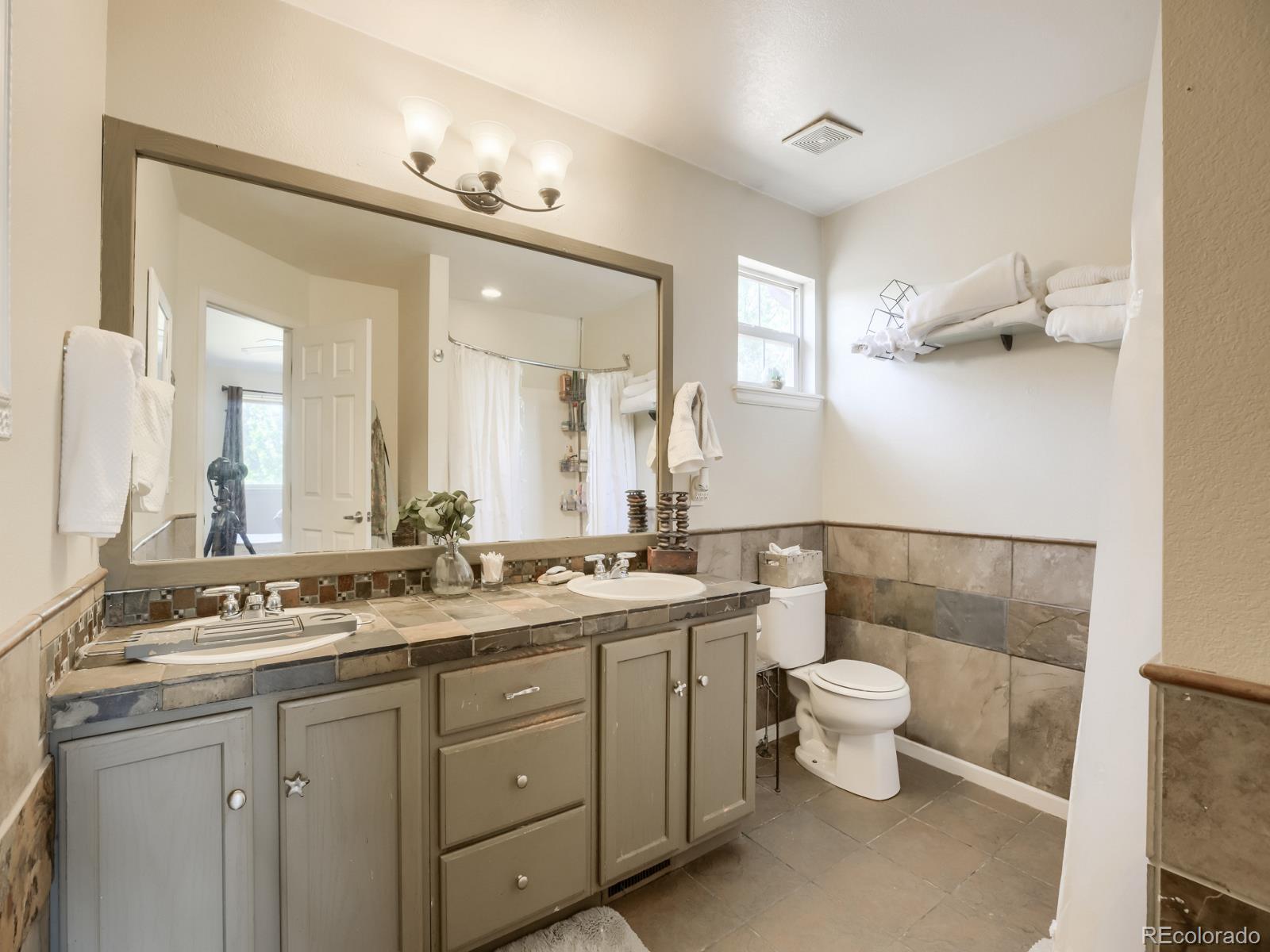MLS Image #13 for 565  arbor drive,lafayette, Colorado