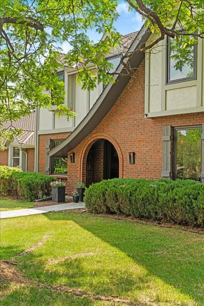 MLS Image #2 for 2011 s gray drive,lakewood, Colorado