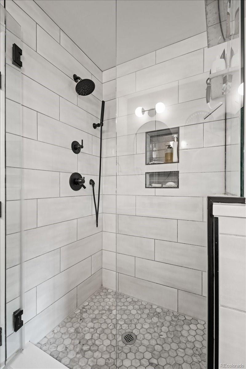 MLS Image #36 for 2011 s gray drive,lakewood, Colorado