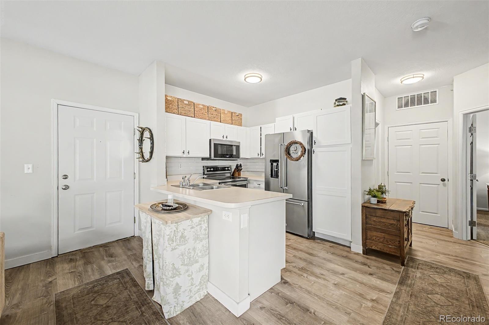 MLS Image #6 for 2430 w 82nd place,westminster, Colorado