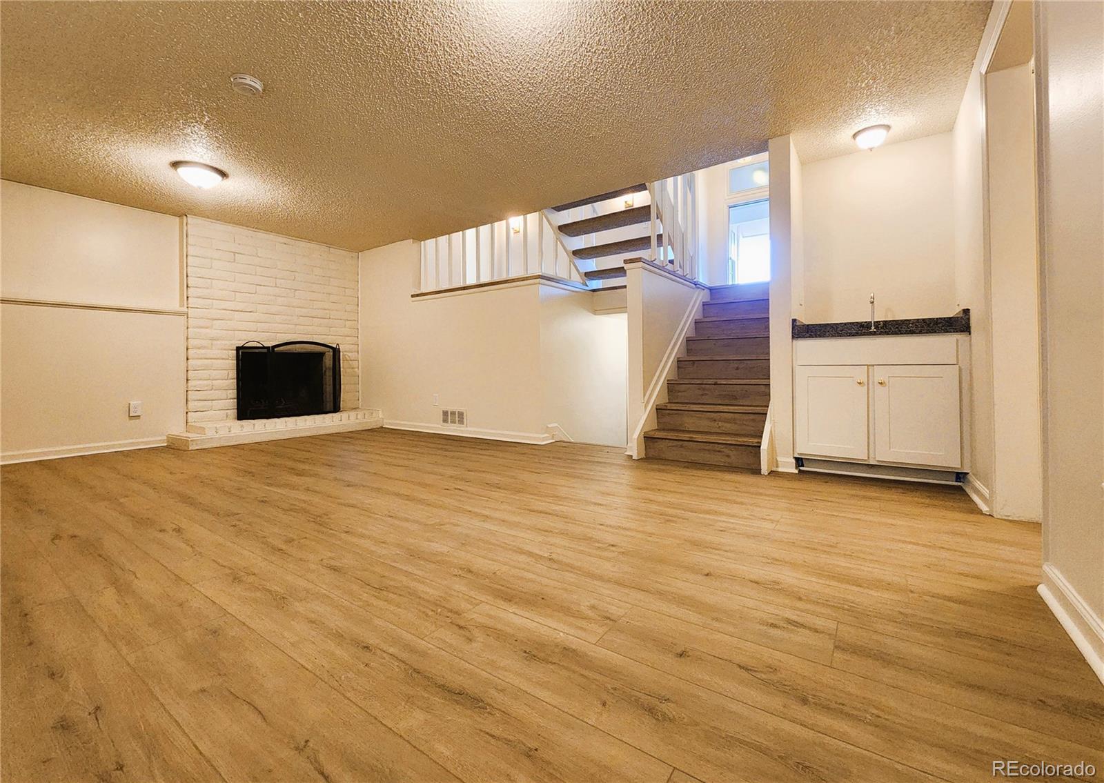 MLS Image #32 for 4640 s akron street,englewood, Colorado