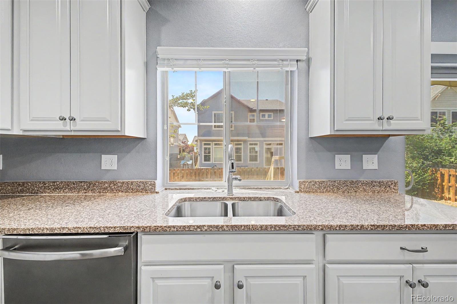 MLS Image #12 for 10537  racine way,commerce city, Colorado