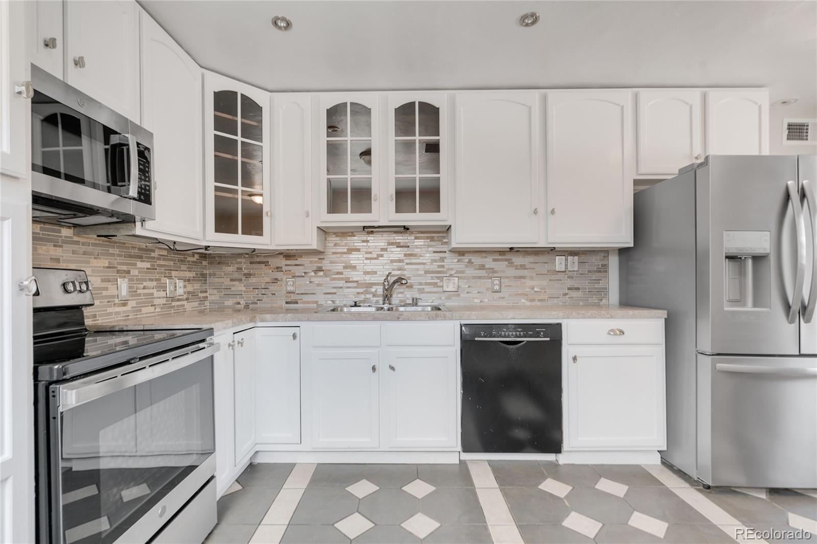 MLS Image #12 for 1560  pueblo court,thornton, Colorado