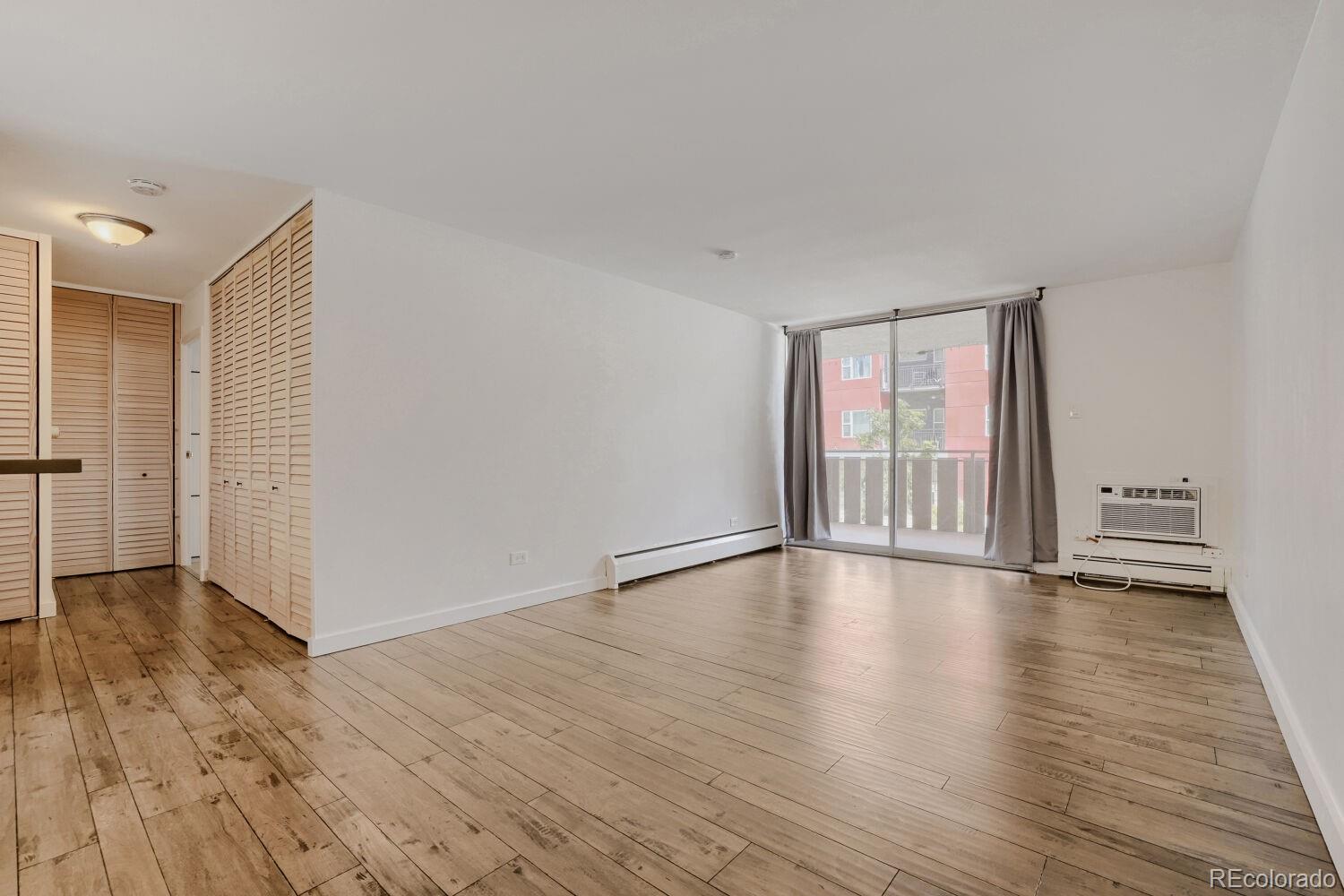 MLS Image #10 for 1111 n ash street,denver, Colorado
