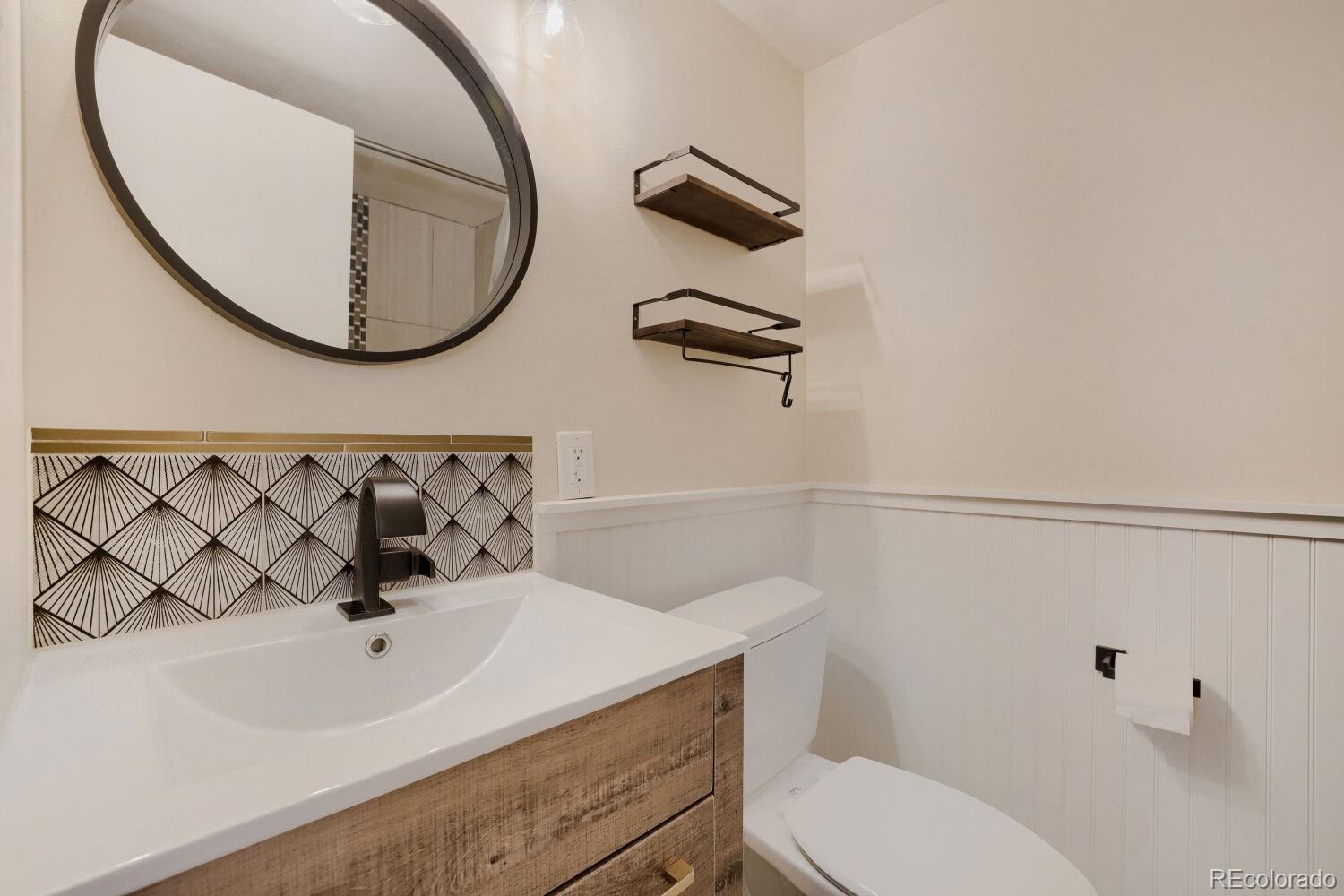 MLS Image #17 for 1111 n ash street,denver, Colorado