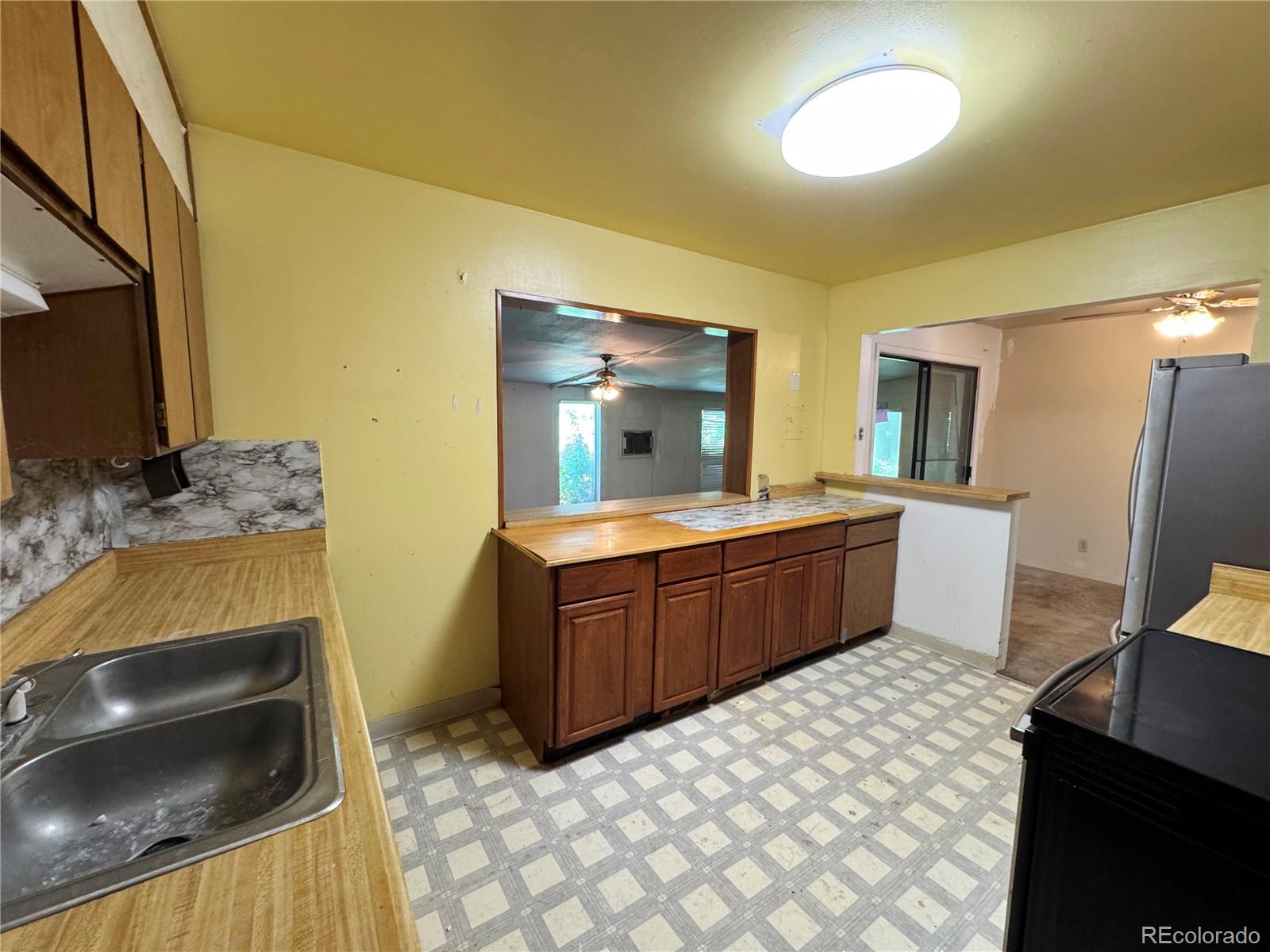 MLS Image #5 for 2081 s lowell boulevard,denver, Colorado