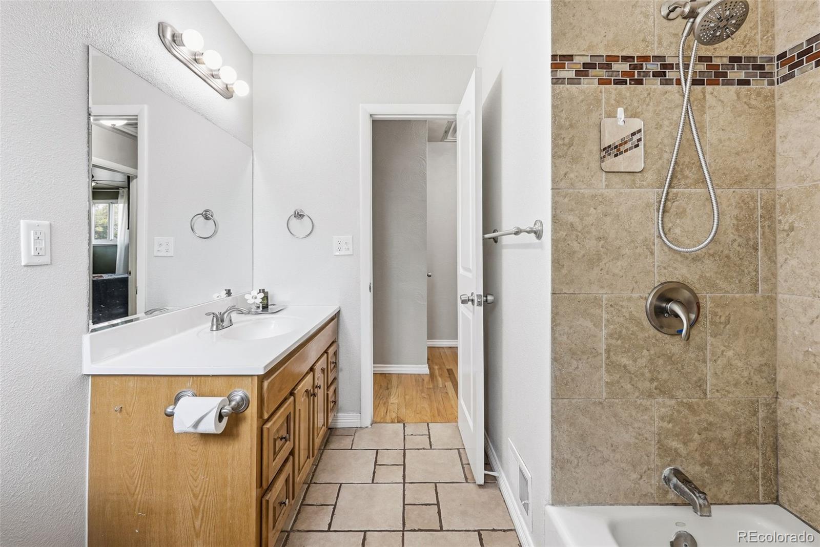 MLS Image #23 for 3233  troy street,aurora, Colorado