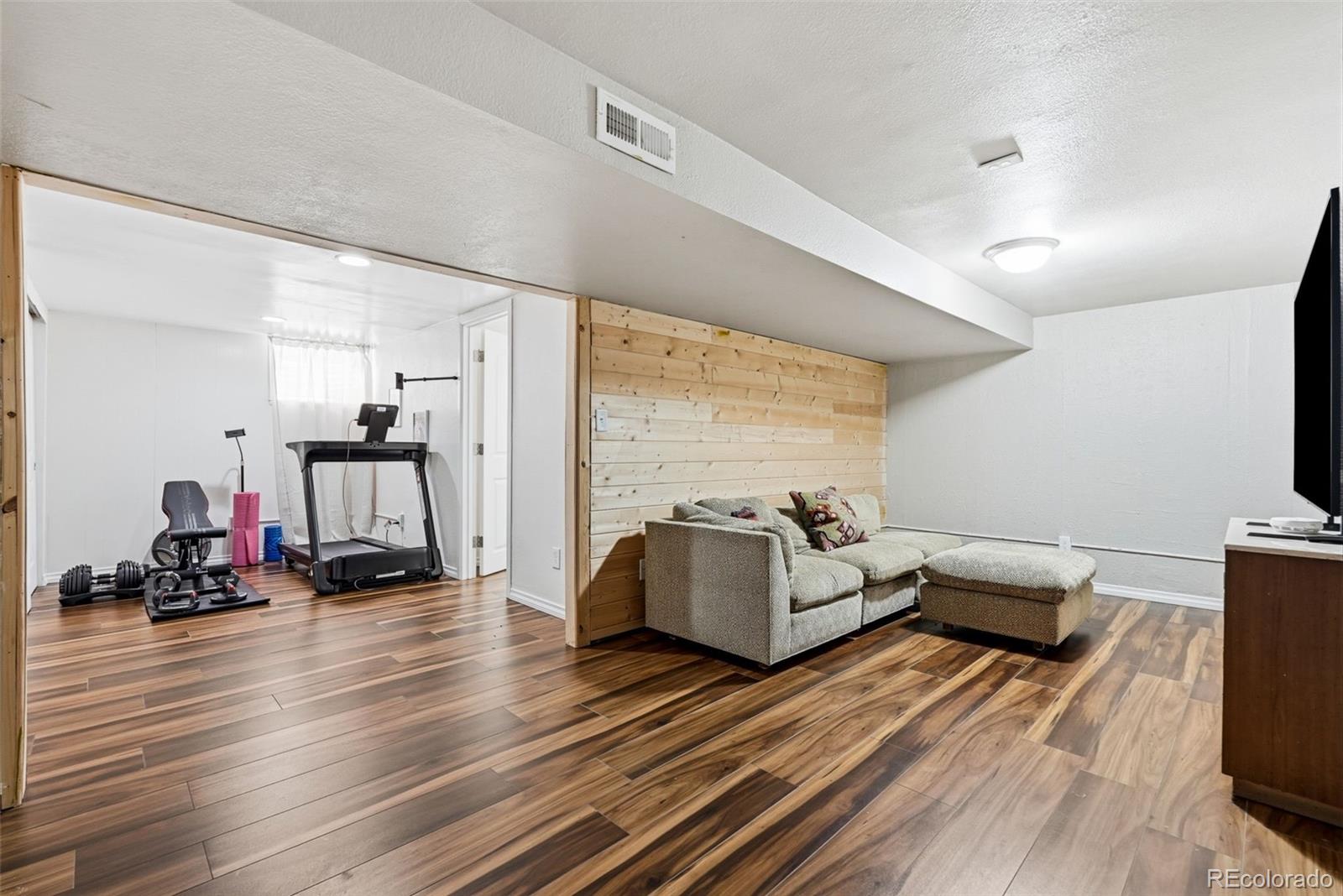 MLS Image #31 for 3233  troy street,aurora, Colorado