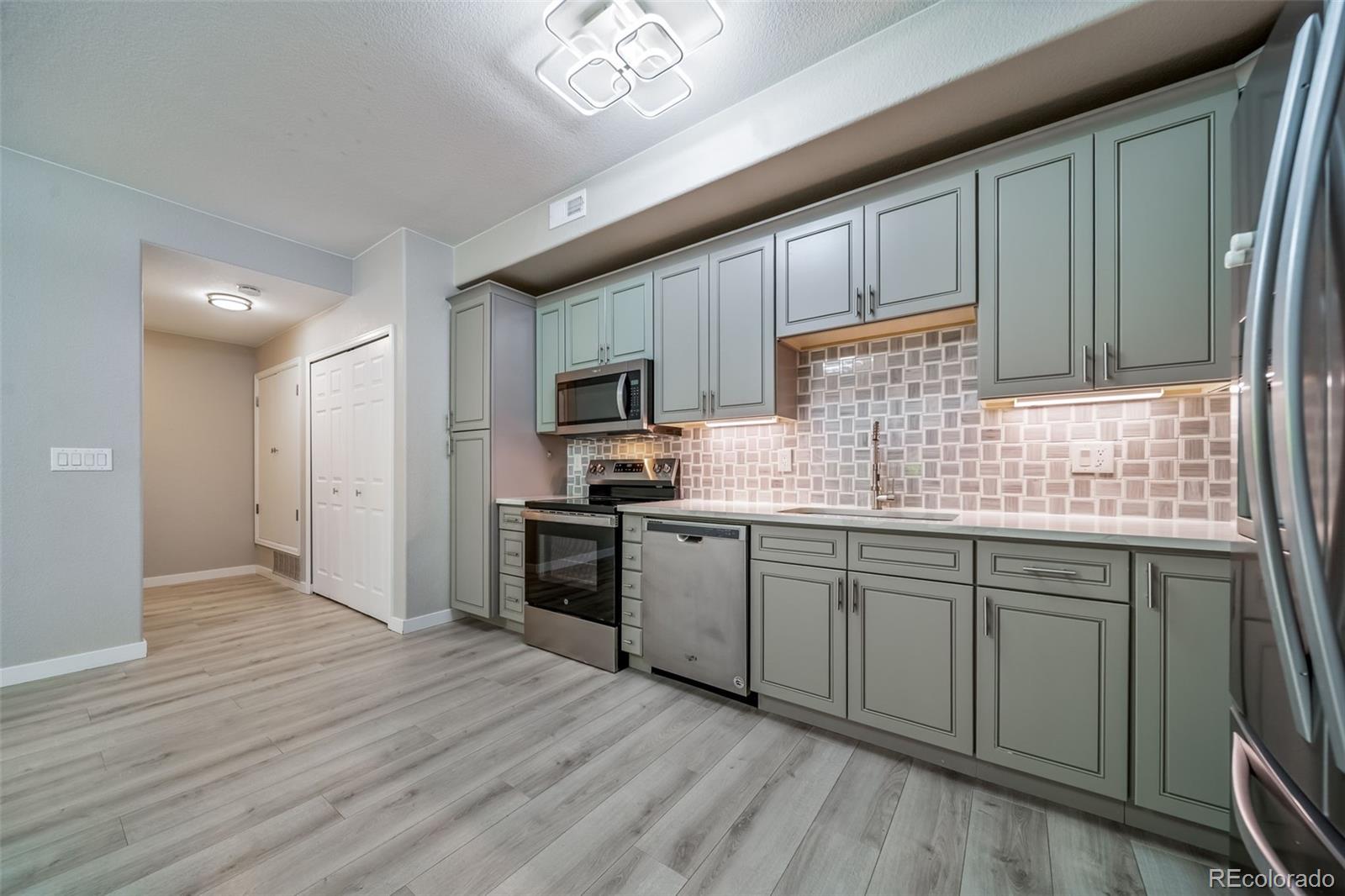 MLS Image #16 for 7160 s wenatchee way,aurora, Colorado