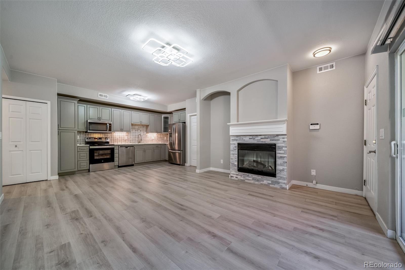 MLS Image #9 for 7160 s wenatchee way,aurora, Colorado