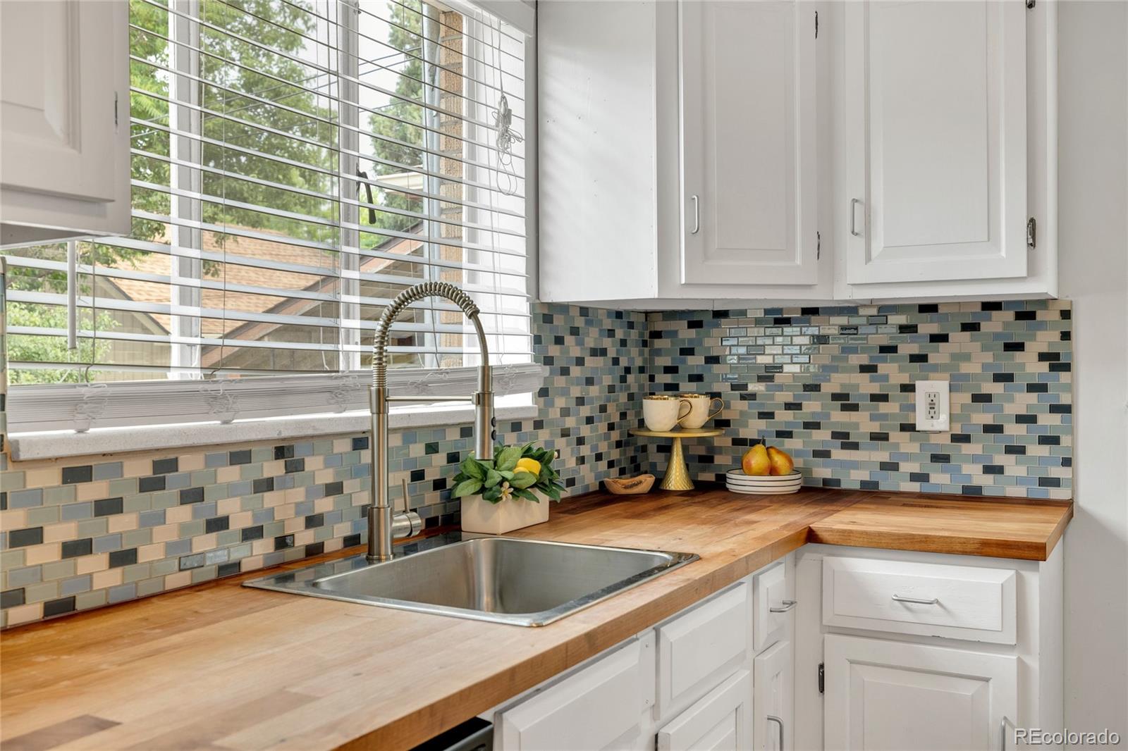 MLS Image #12 for 4190  lowell boulevard,denver, Colorado