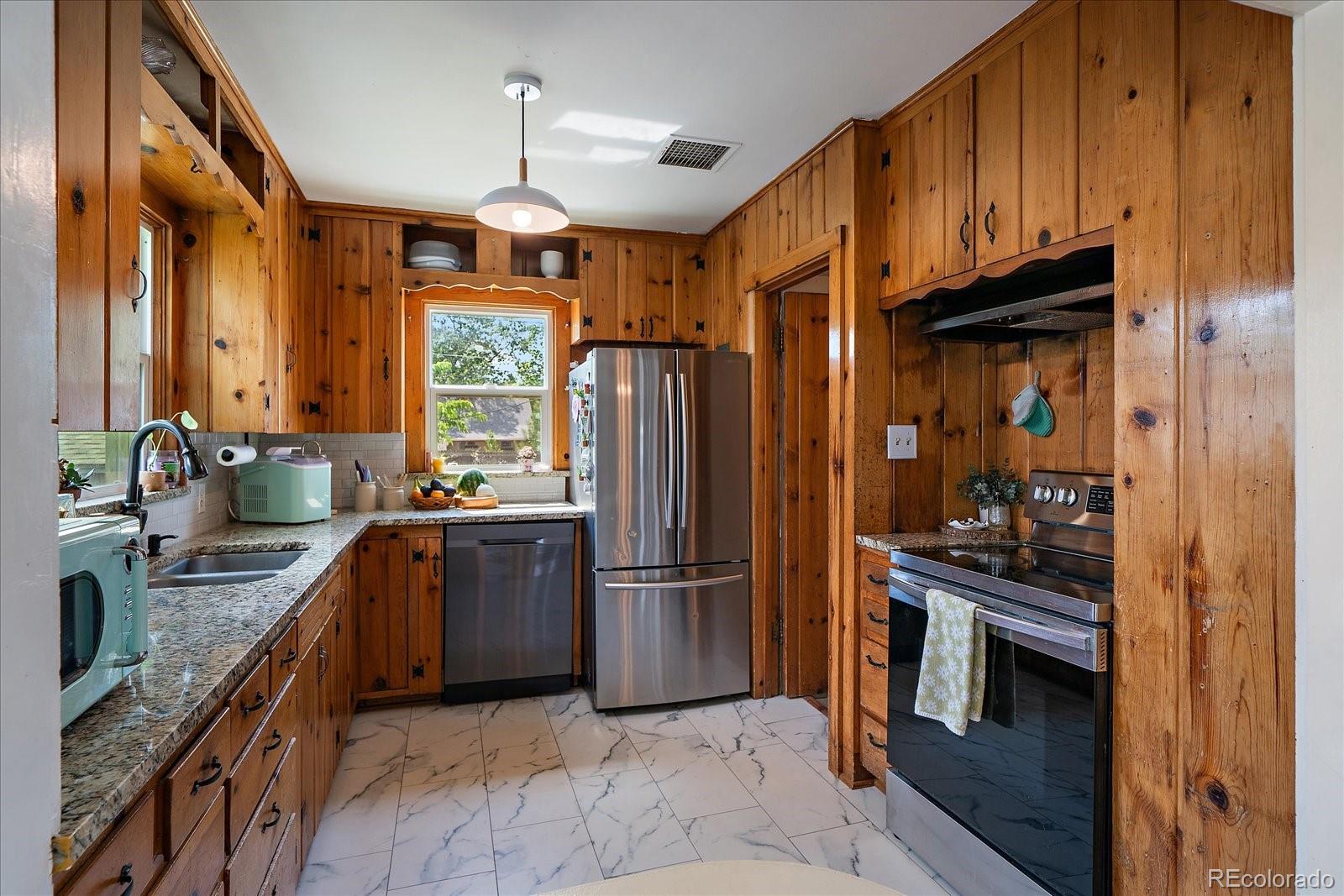 MLS Image #14 for 3761 s bannock street,englewood, Colorado