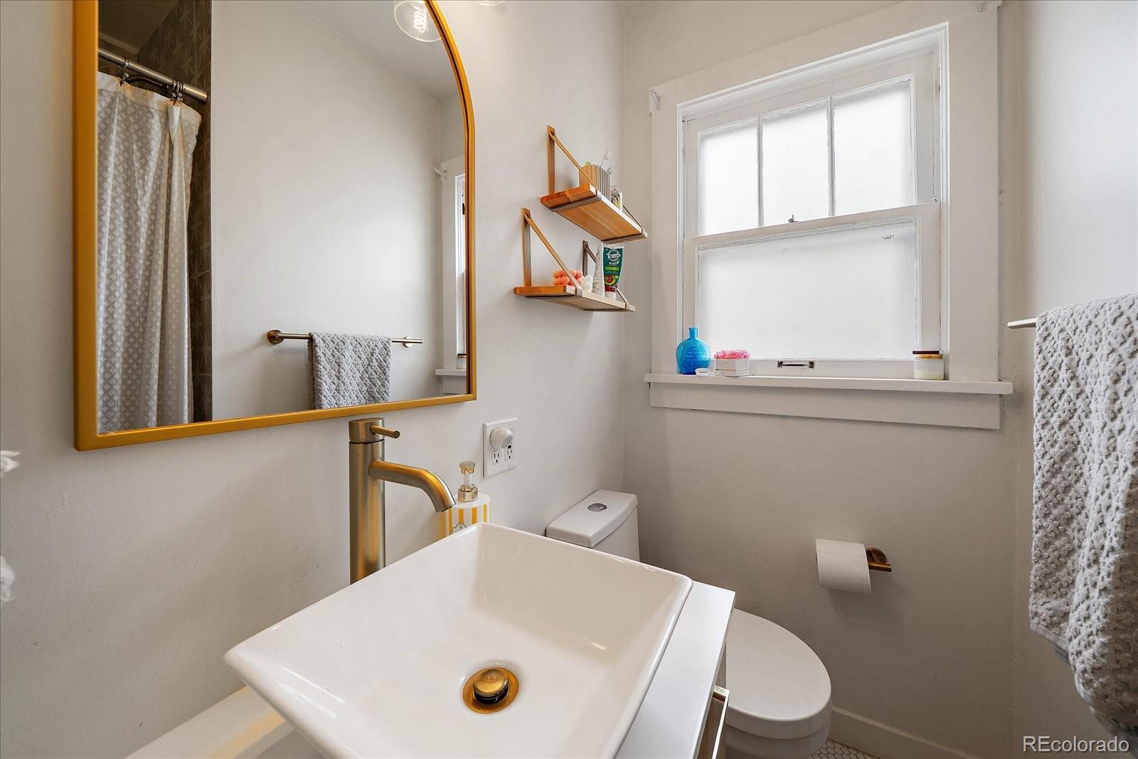 MLS Image #9 for 3761 s bannock street,englewood, Colorado