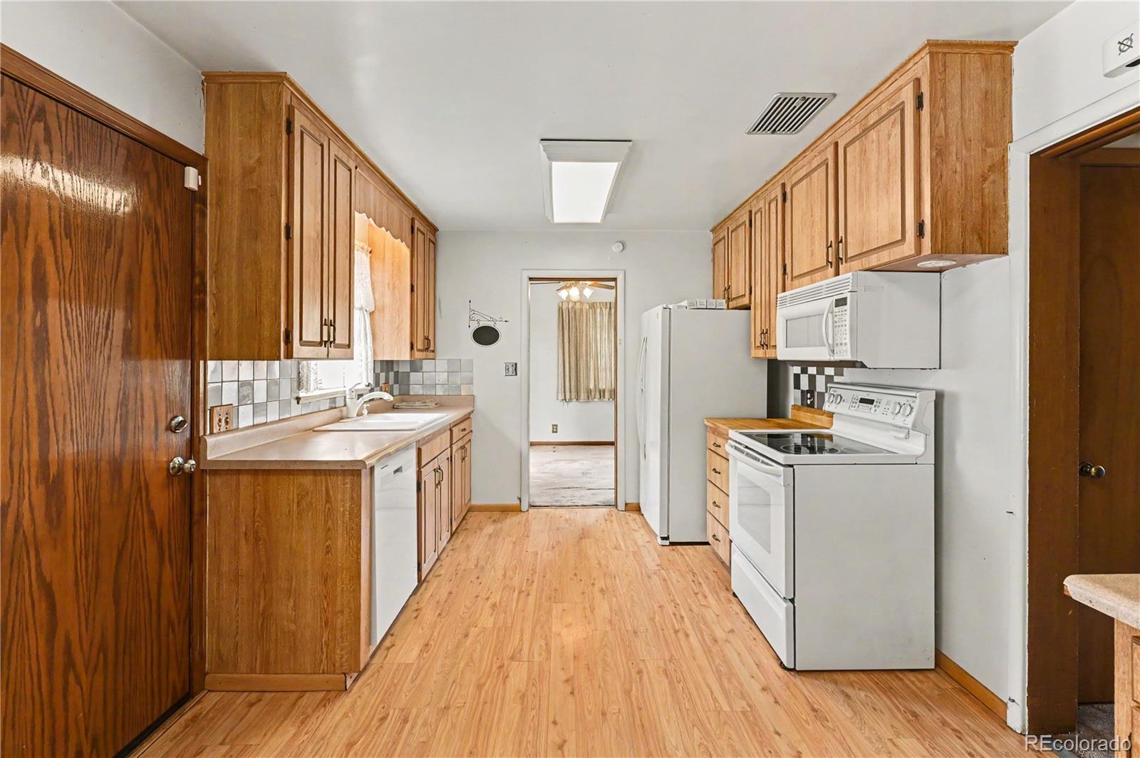 MLS Image #8 for 2398  oakland street,aurora, Colorado