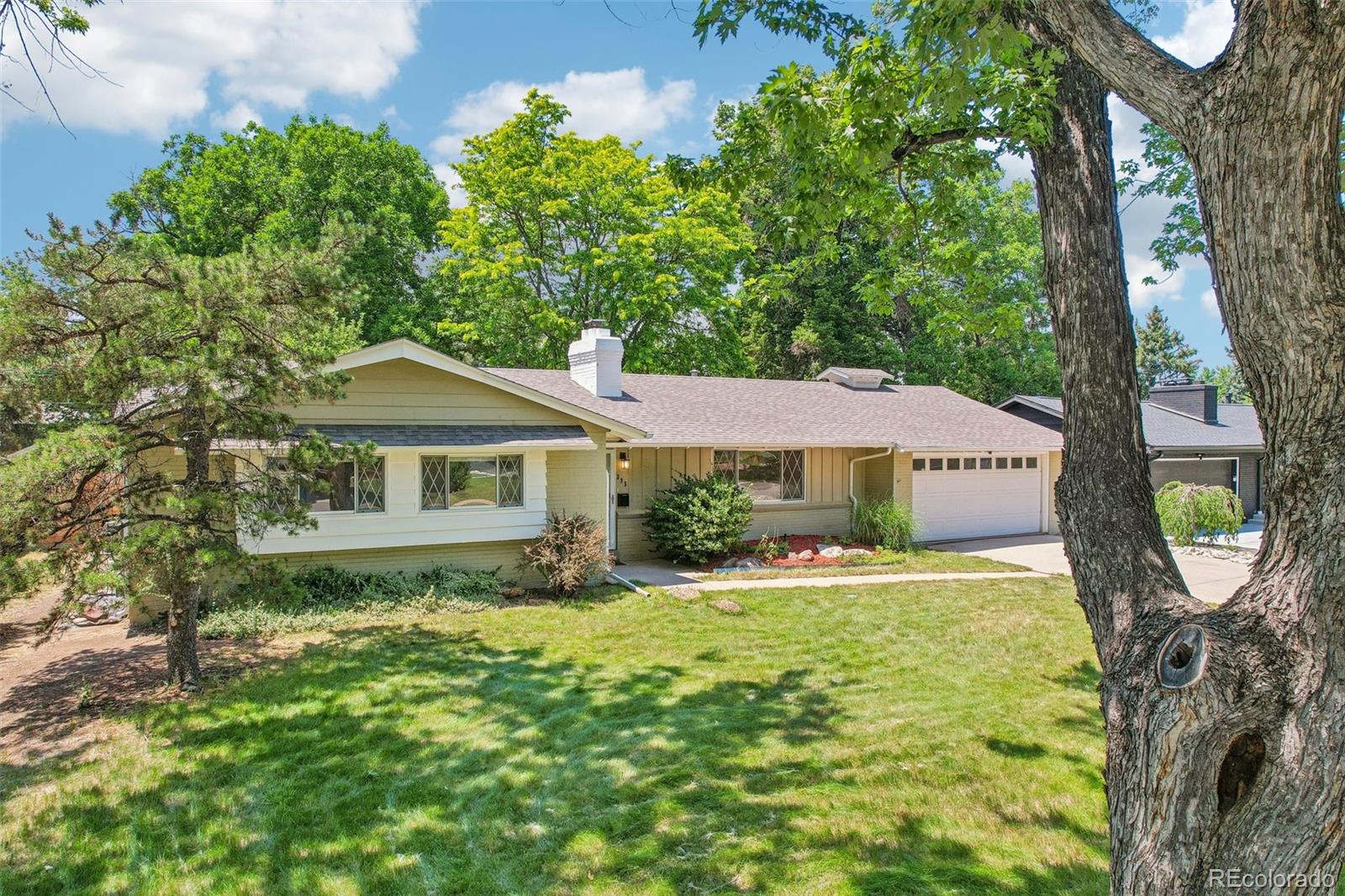 MLS Image #3 for 395 s olive way,denver, Colorado