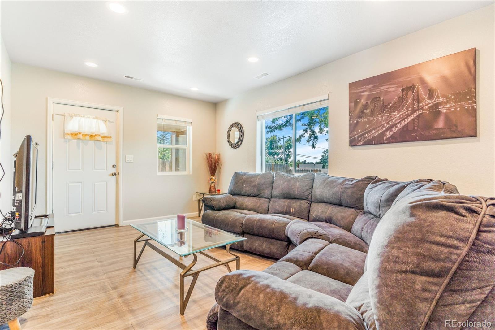 MLS Image #12 for 3835 w 3rd avenue,denver, Colorado