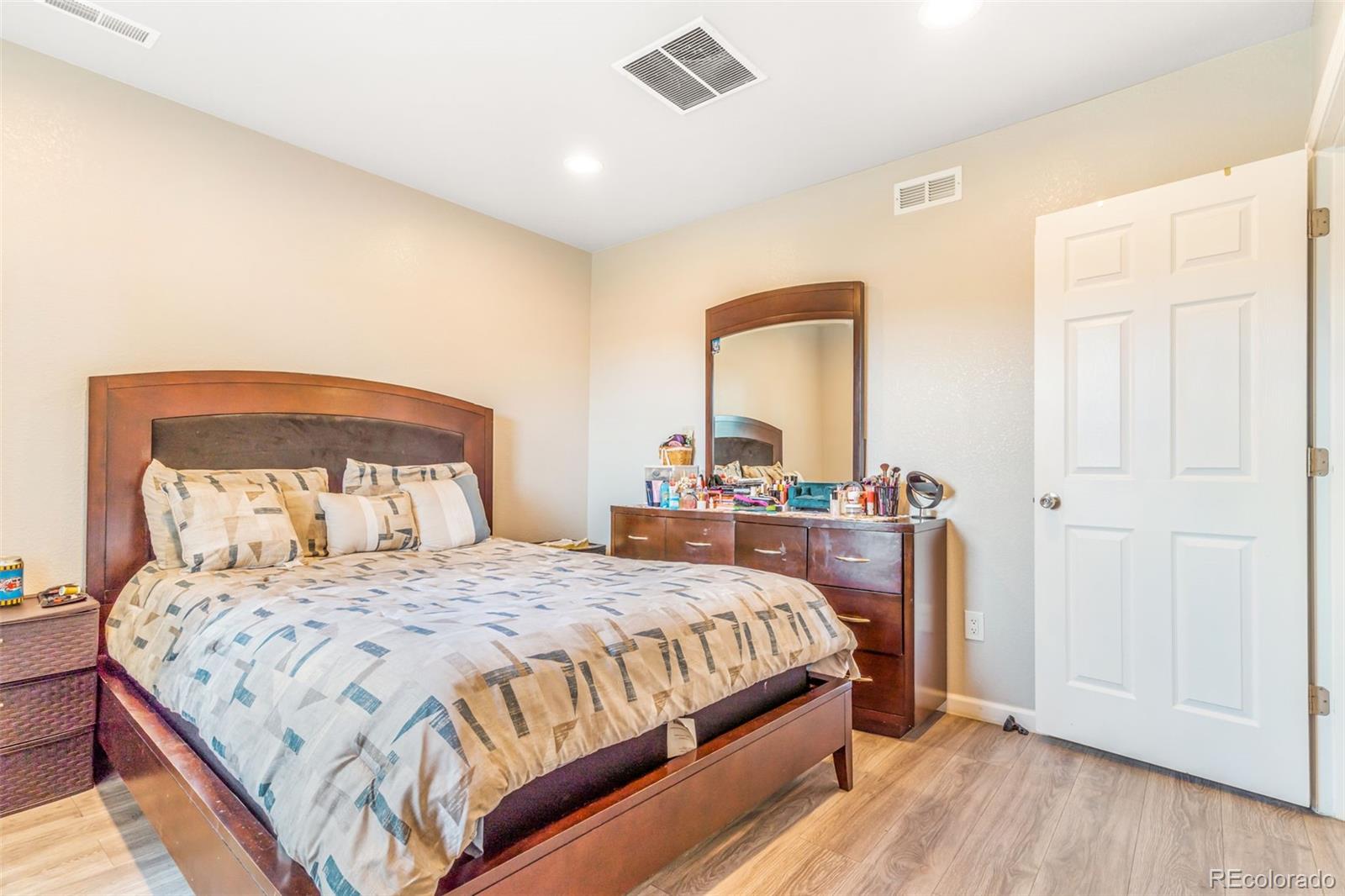 MLS Image #7 for 3835 w 3rd avenue,denver, Colorado