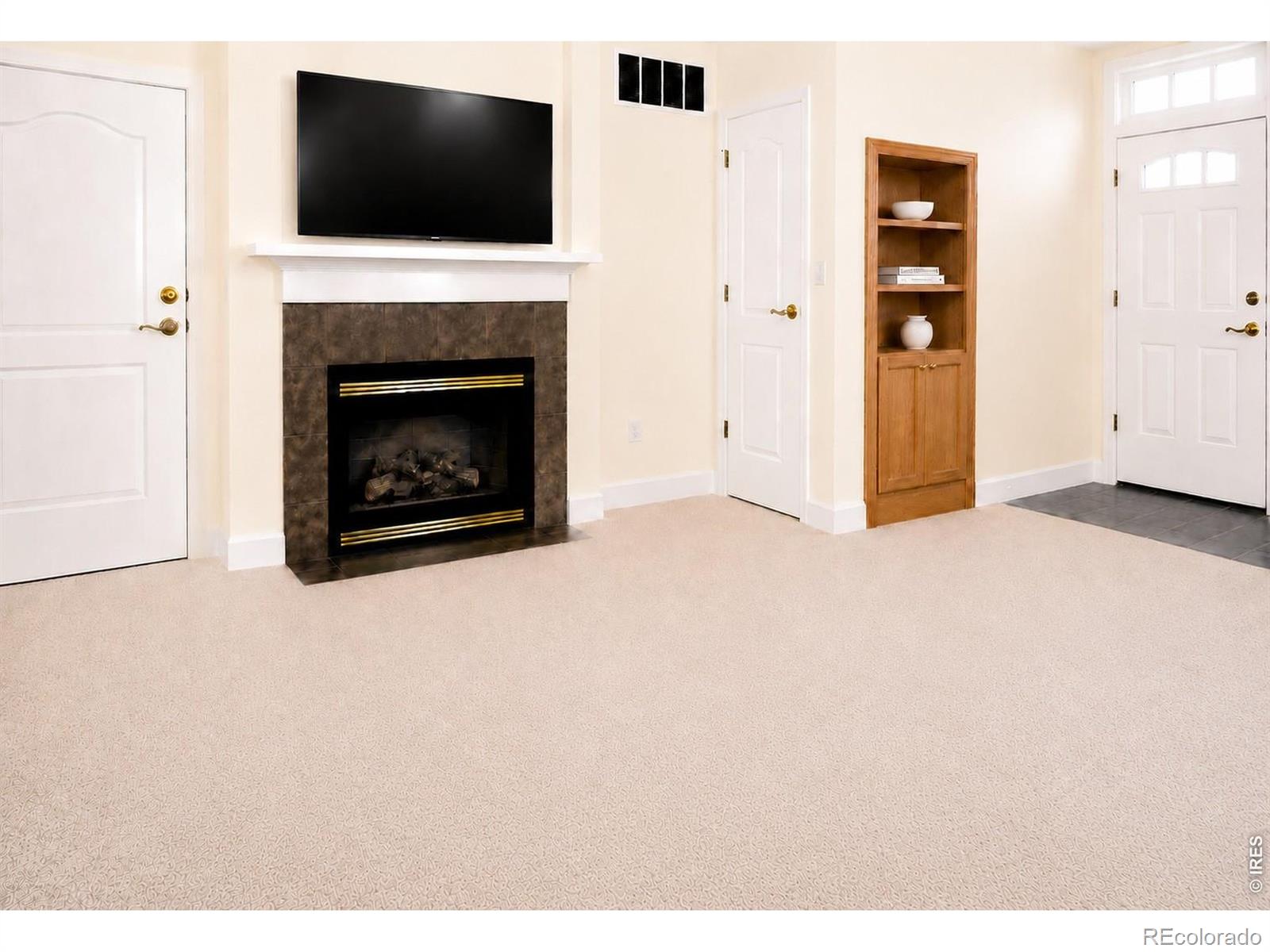 MLS Image #4 for 4101  crittenton lane,wellington, Colorado
