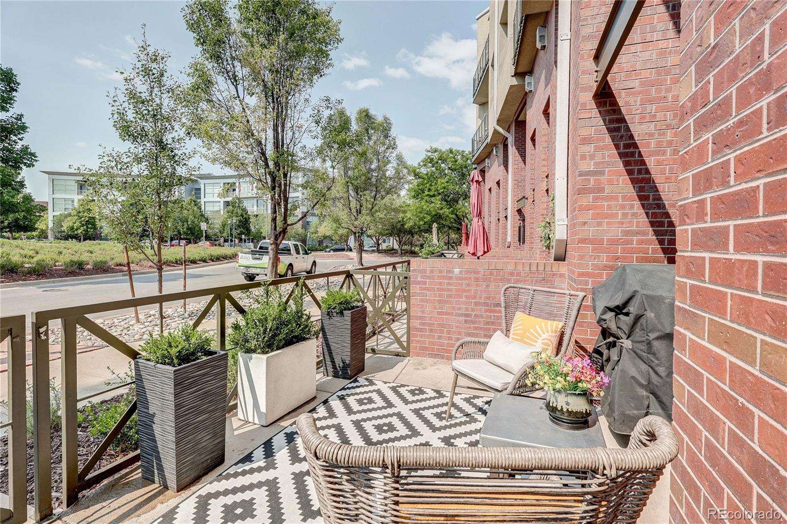 MLS Image #3 for 7700 e 29th avenue,denver, Colorado