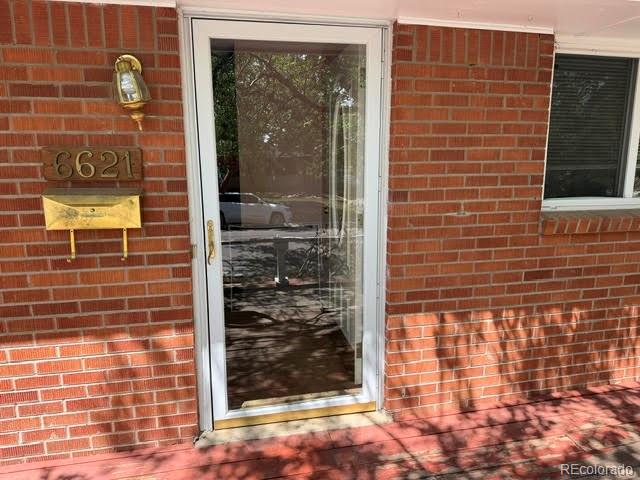 MLS Image #3 for 6621 s logan street,littleton, Colorado