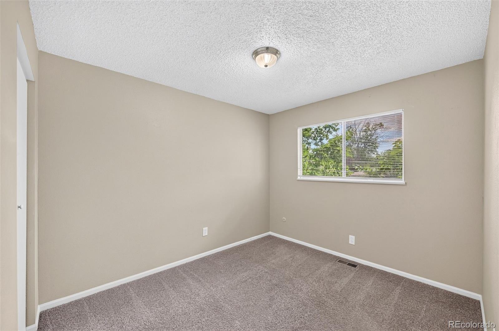 MLS Image #26 for 446 s lima circle,aurora, Colorado
