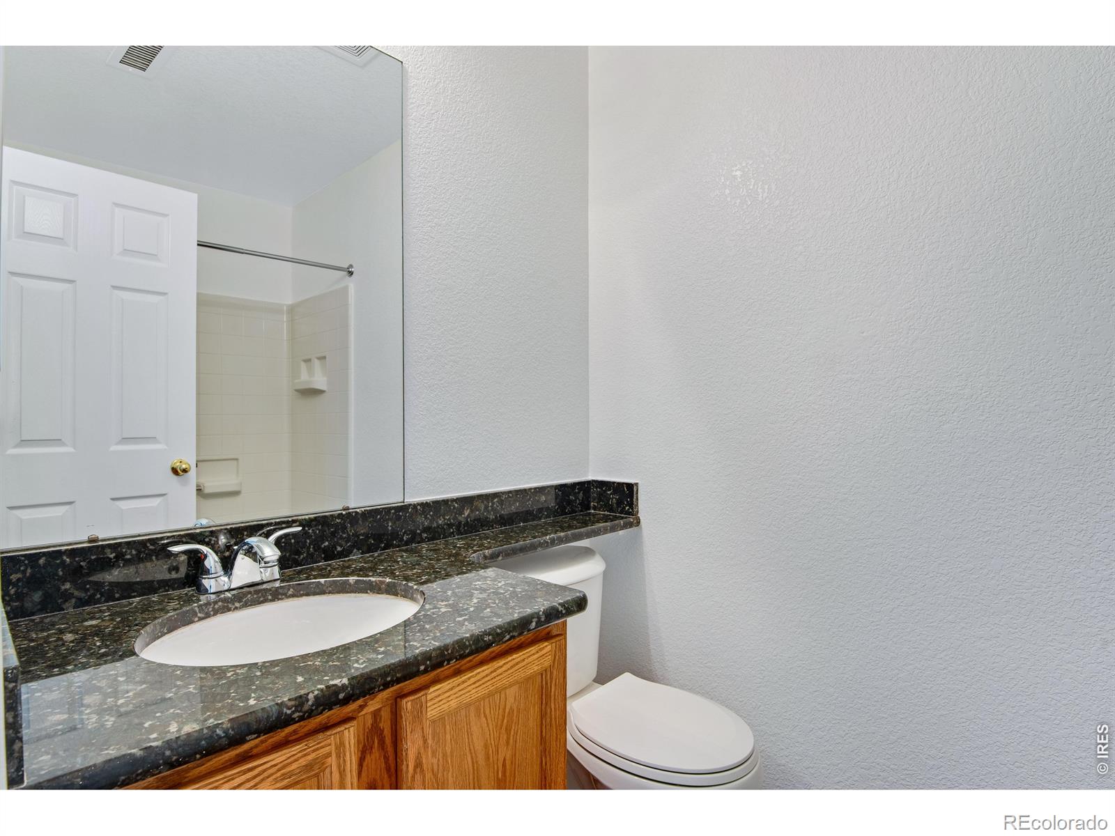 MLS Image #18 for 18917 e 57th place,denver, Colorado