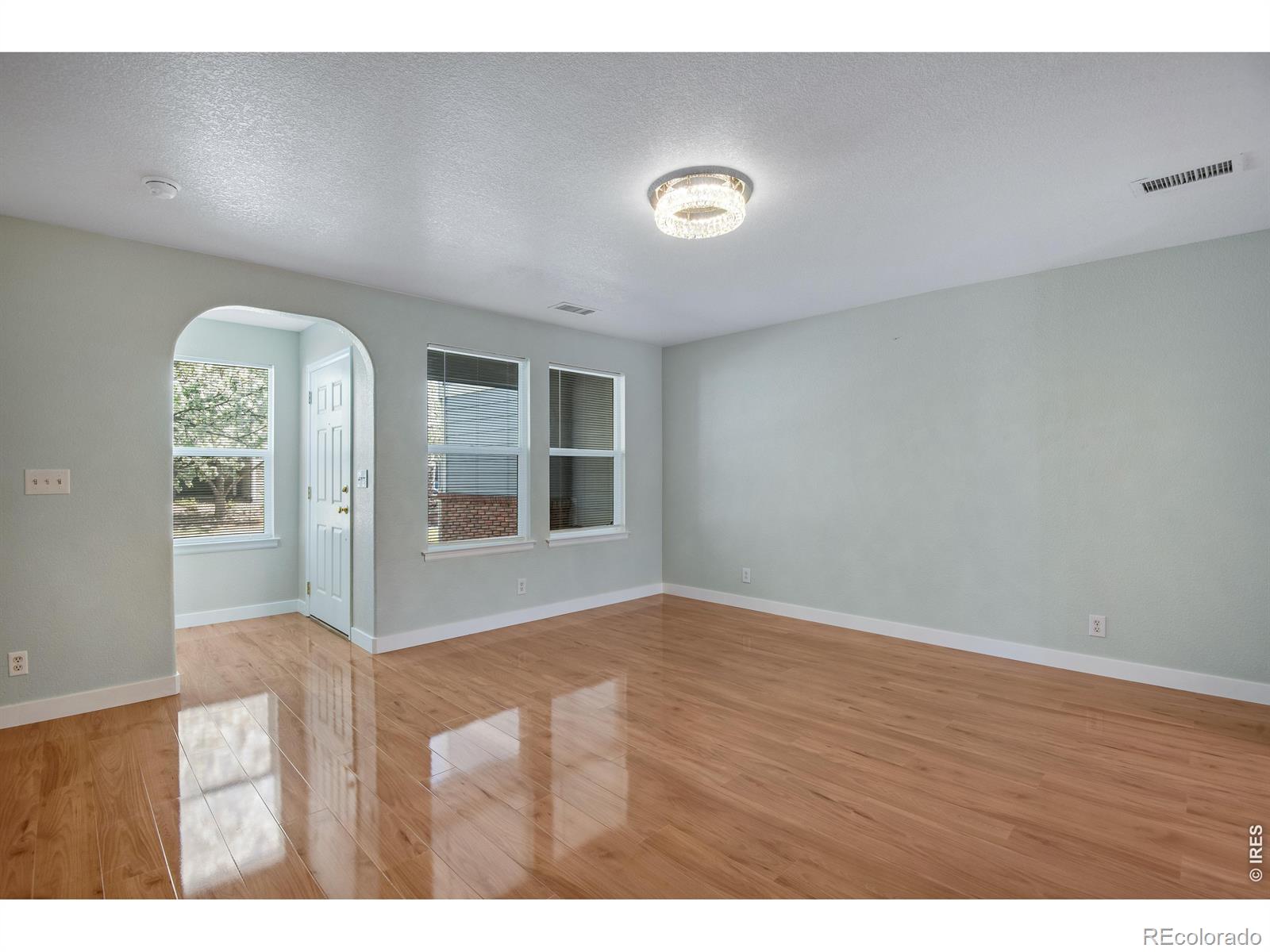 MLS Image #7 for 18917 e 57th place,denver, Colorado
