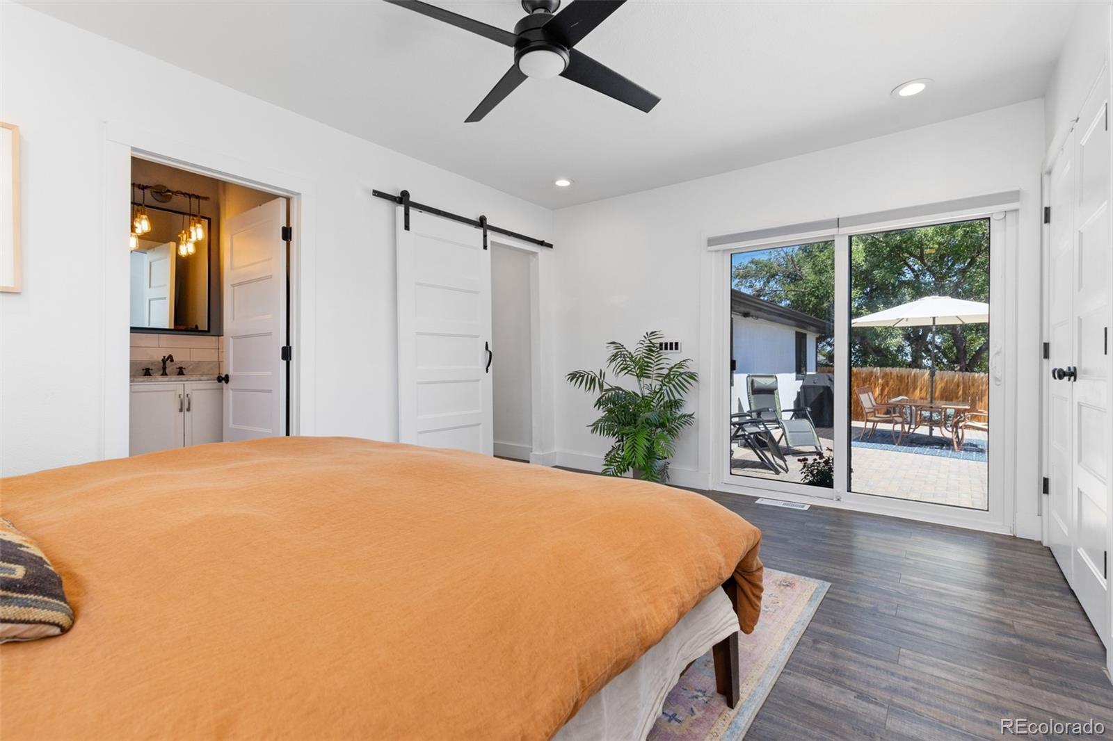 MLS Image #11 for 722 s raritan street,denver, Colorado