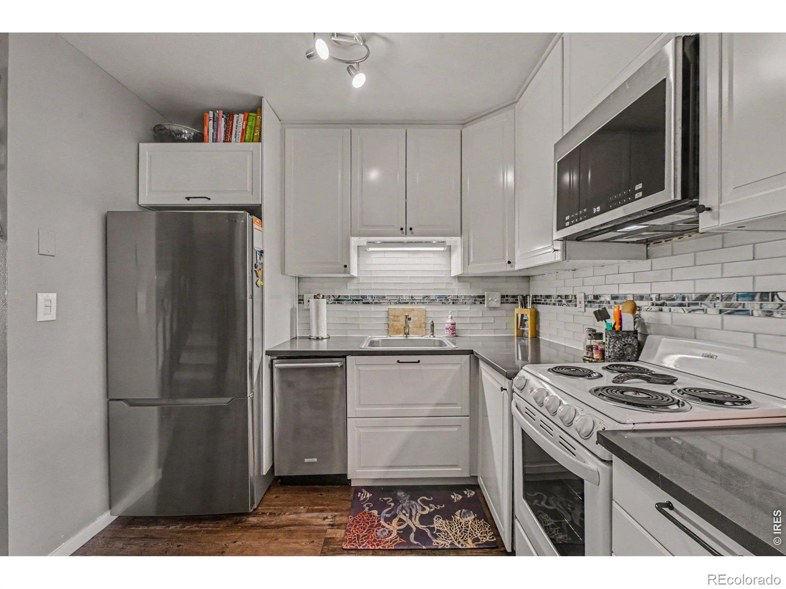 MLS Image #20 for 1901  langshire drive,fort collins, Colorado