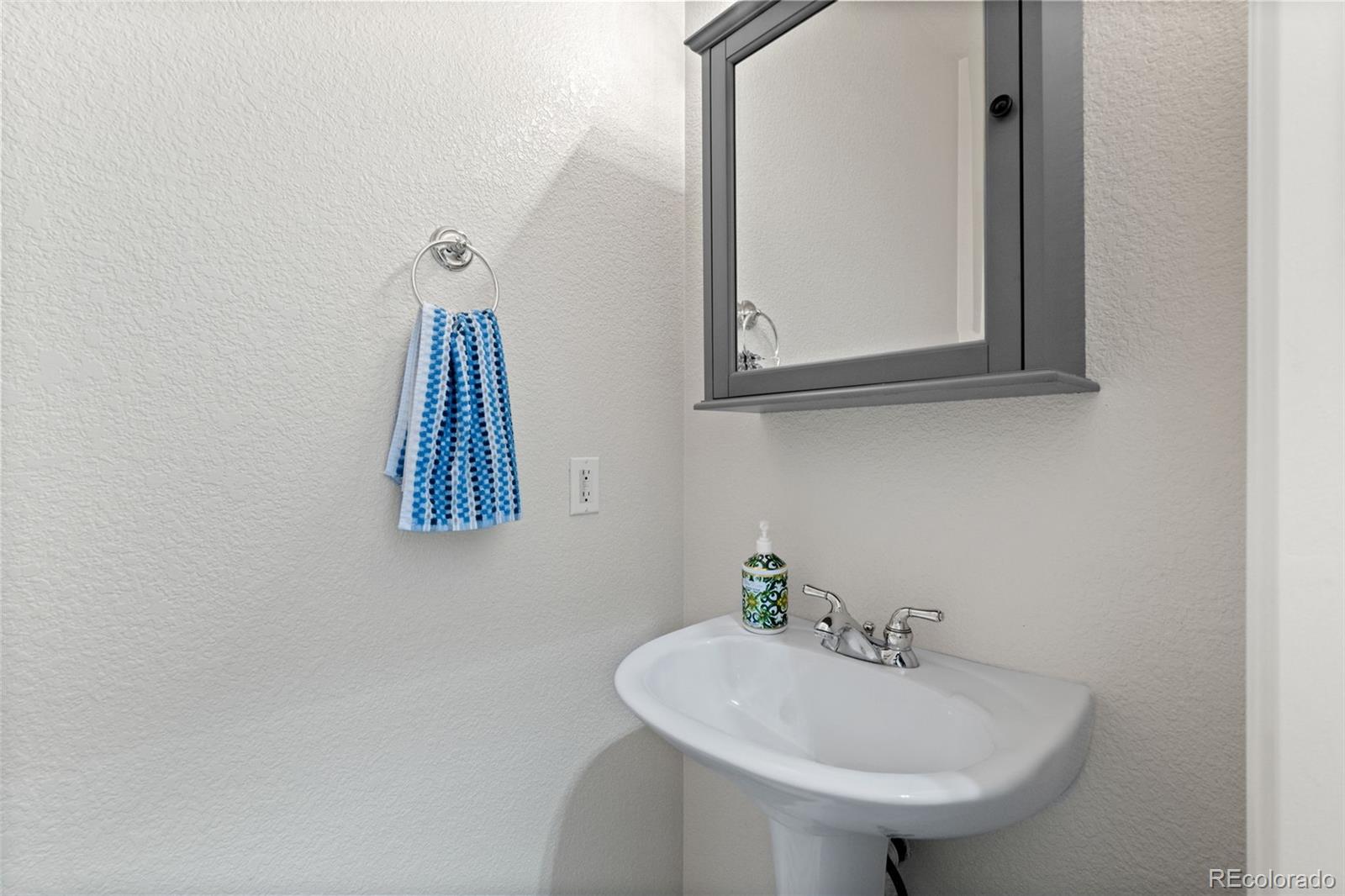 MLS Image #18 for 4376 s quail way,littleton, Colorado