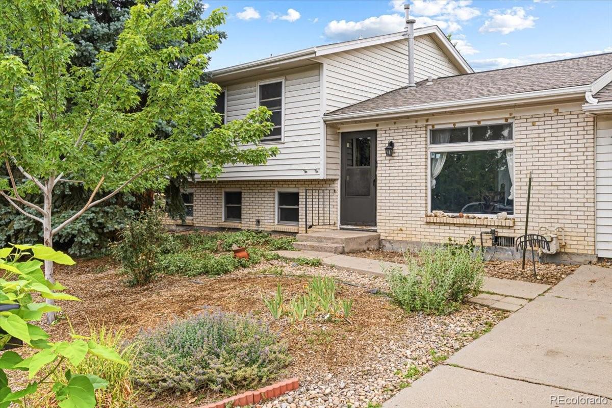 MLS Image #1 for 9755  elizabeth street,thornton, Colorado