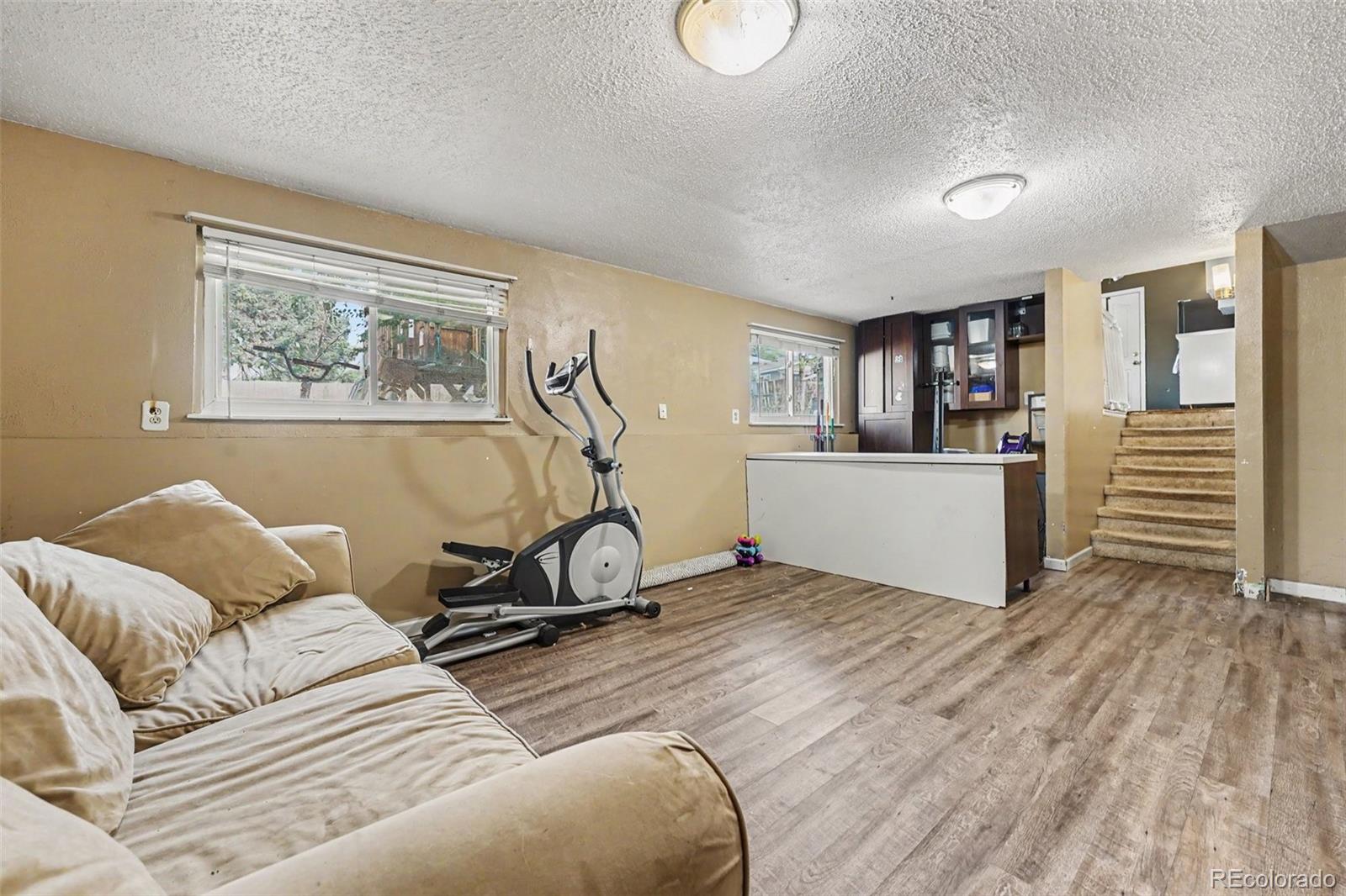 MLS Image #6 for 9755  elizabeth street,thornton, Colorado