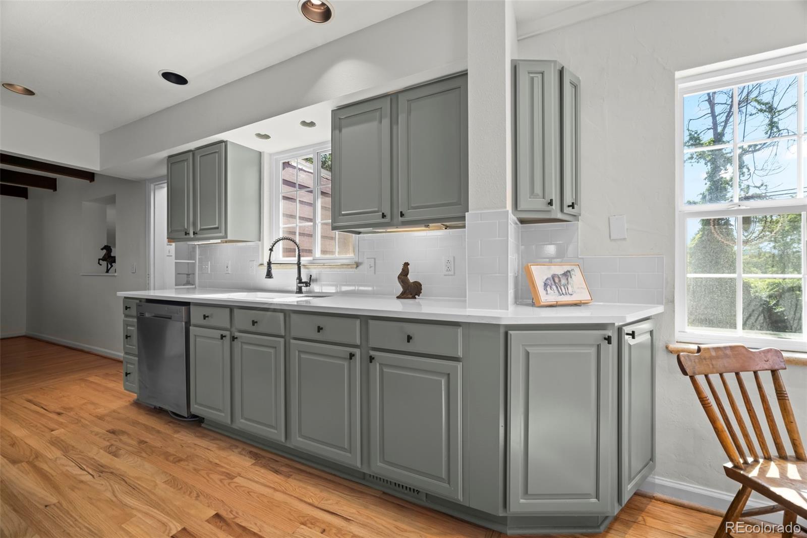 MLS Image #15 for 13  lakewood heights drive,denver, Colorado