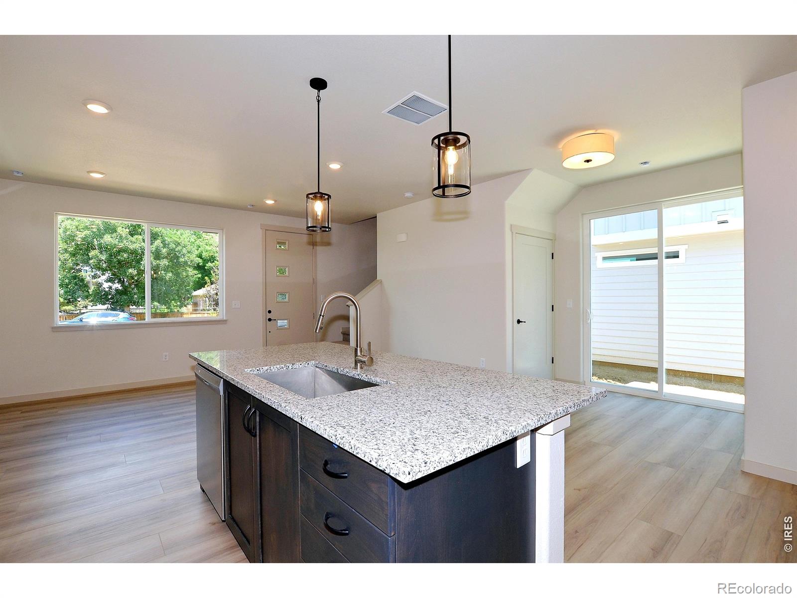 MLS Image #13 for 529 s 10th street,berthoud, Colorado