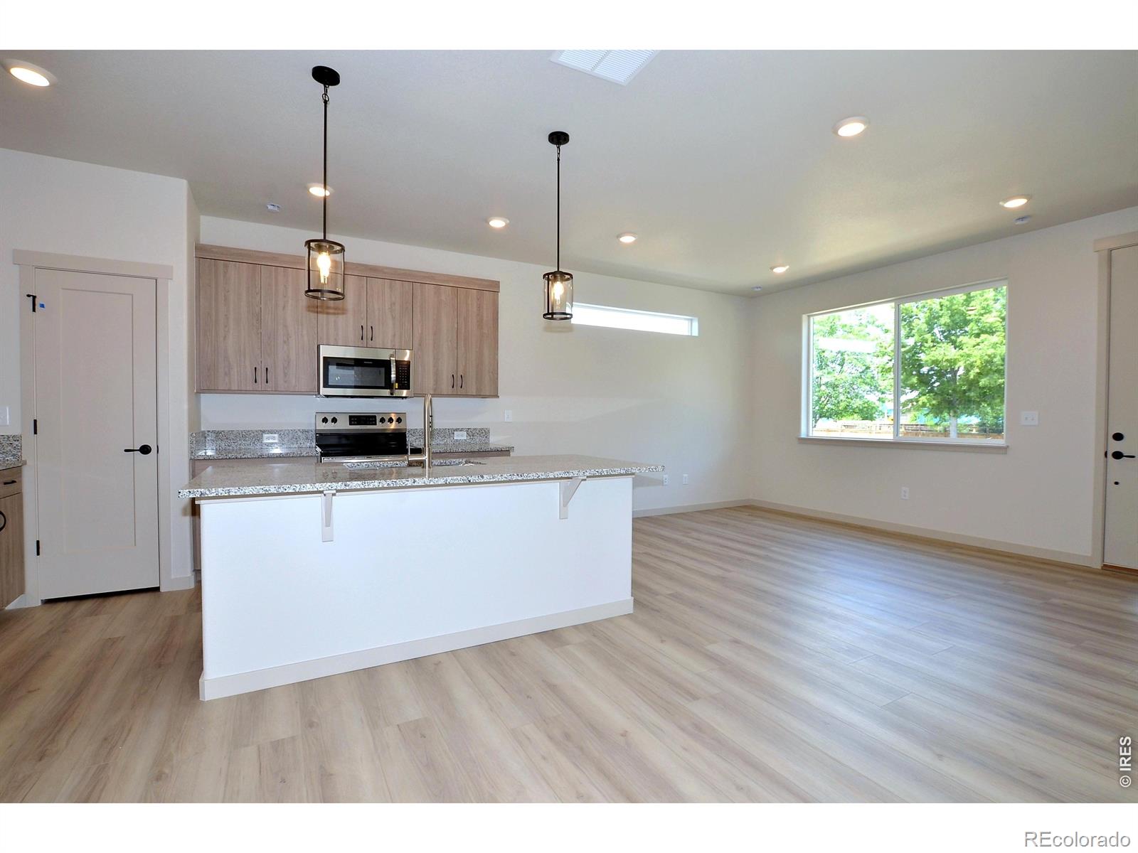 MLS Image #16 for 529 s 10th street,berthoud, Colorado